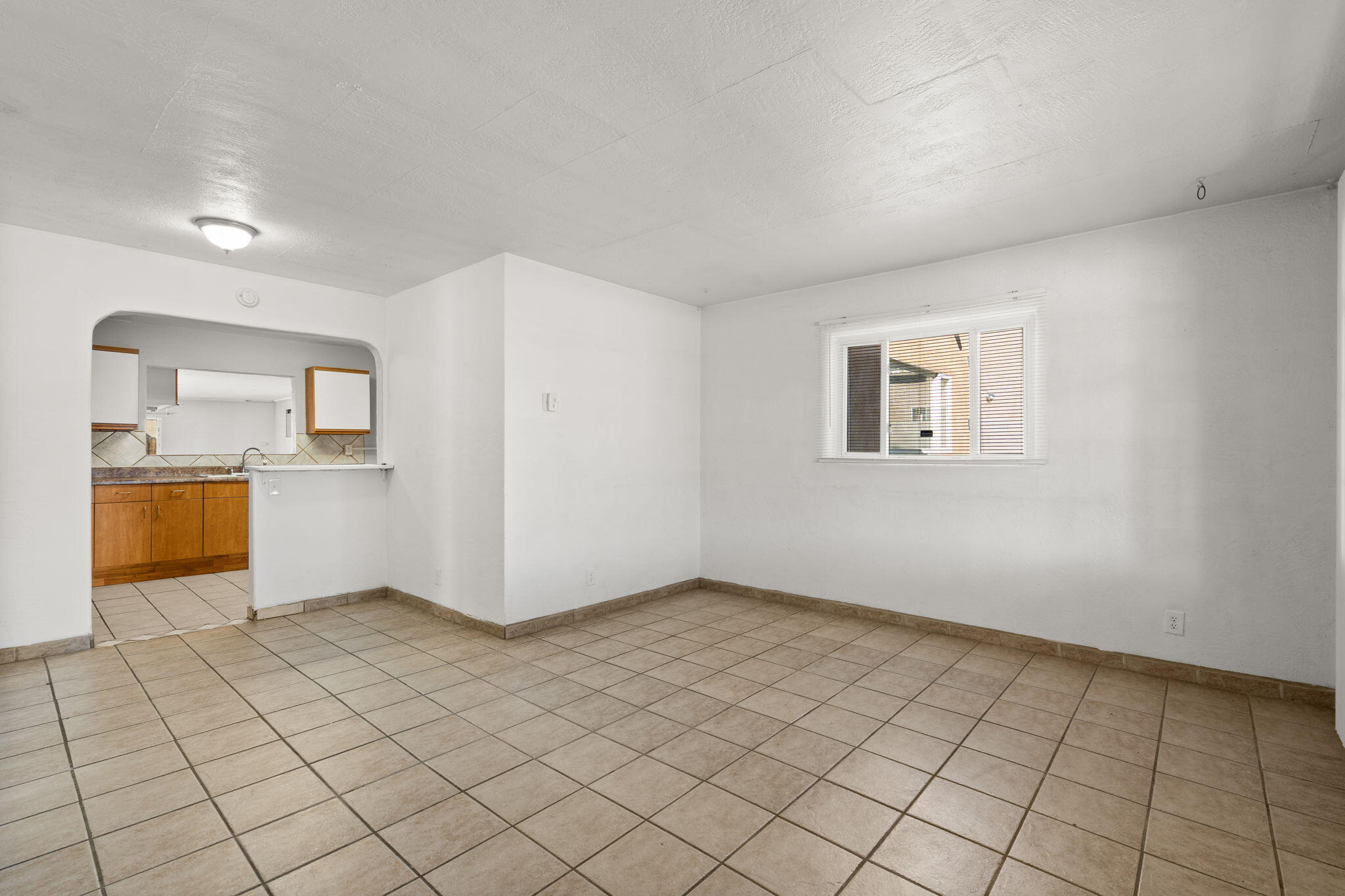 2713 HERMOSA DRIVE NE, ALBUQUERQUE, NM 87110  Photo 5