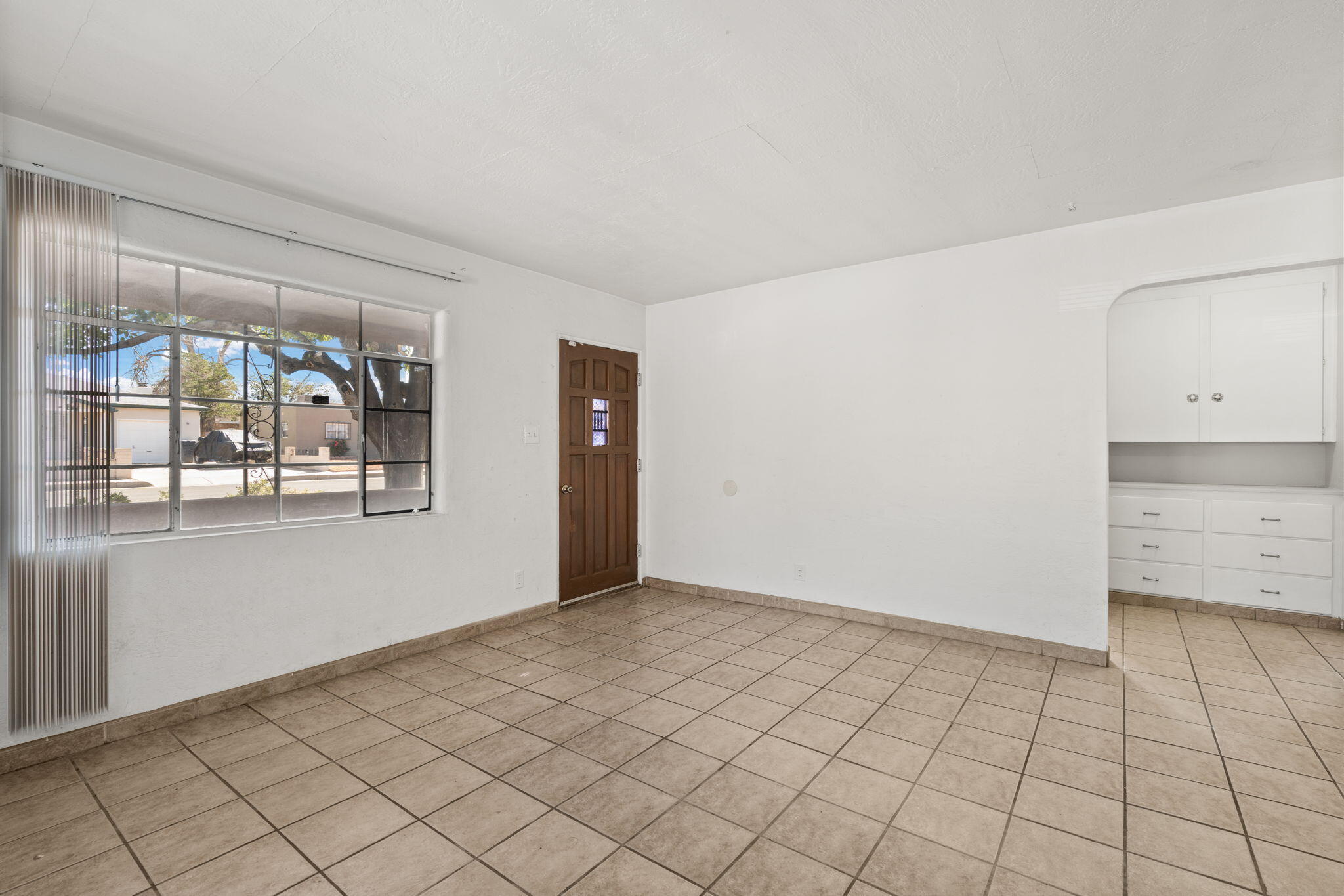 2713 HERMOSA DRIVE NE, ALBUQUERQUE, NM 87110  Photo 6