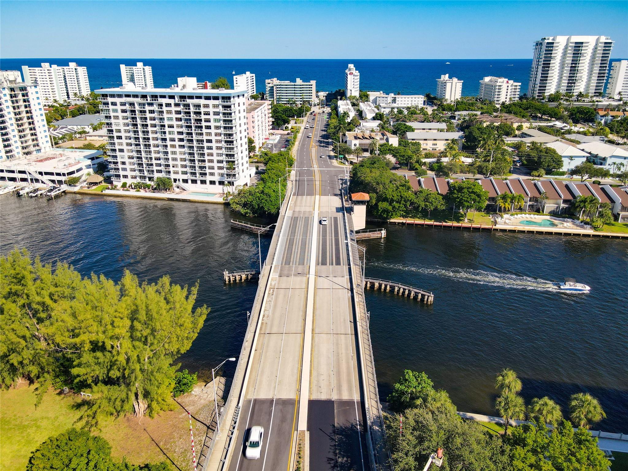 Harbor's Edge Condominium