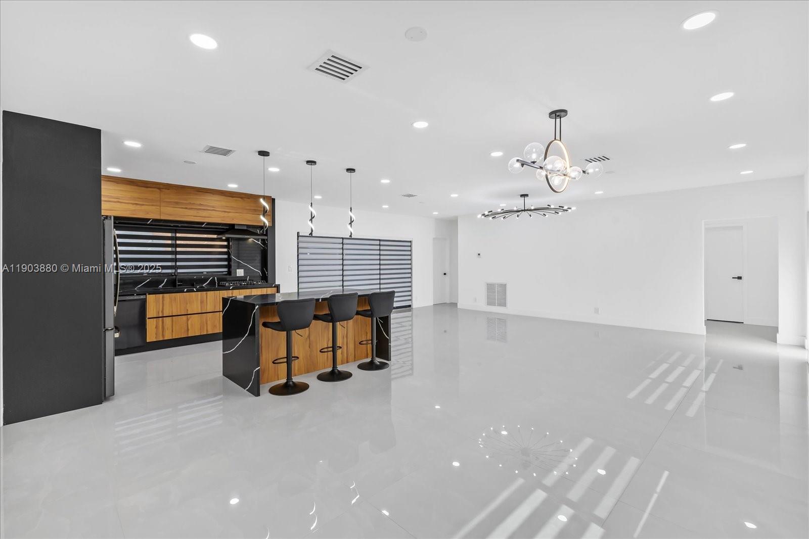 19511 18th Pl, Miami, Florida 33179