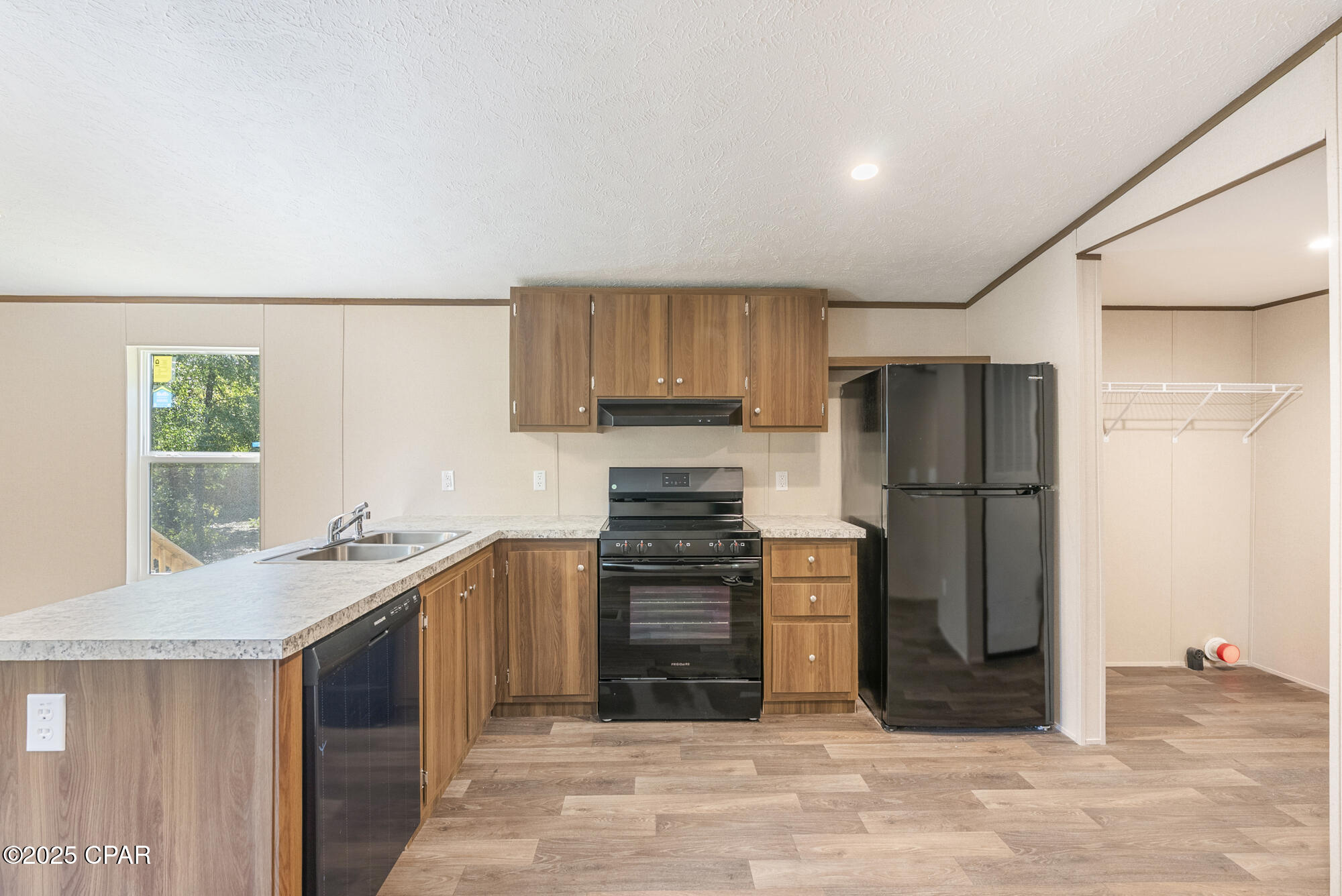 E4umofh6i9cumfiixxhqimzsng4ds9lvbe_nwpxkfok