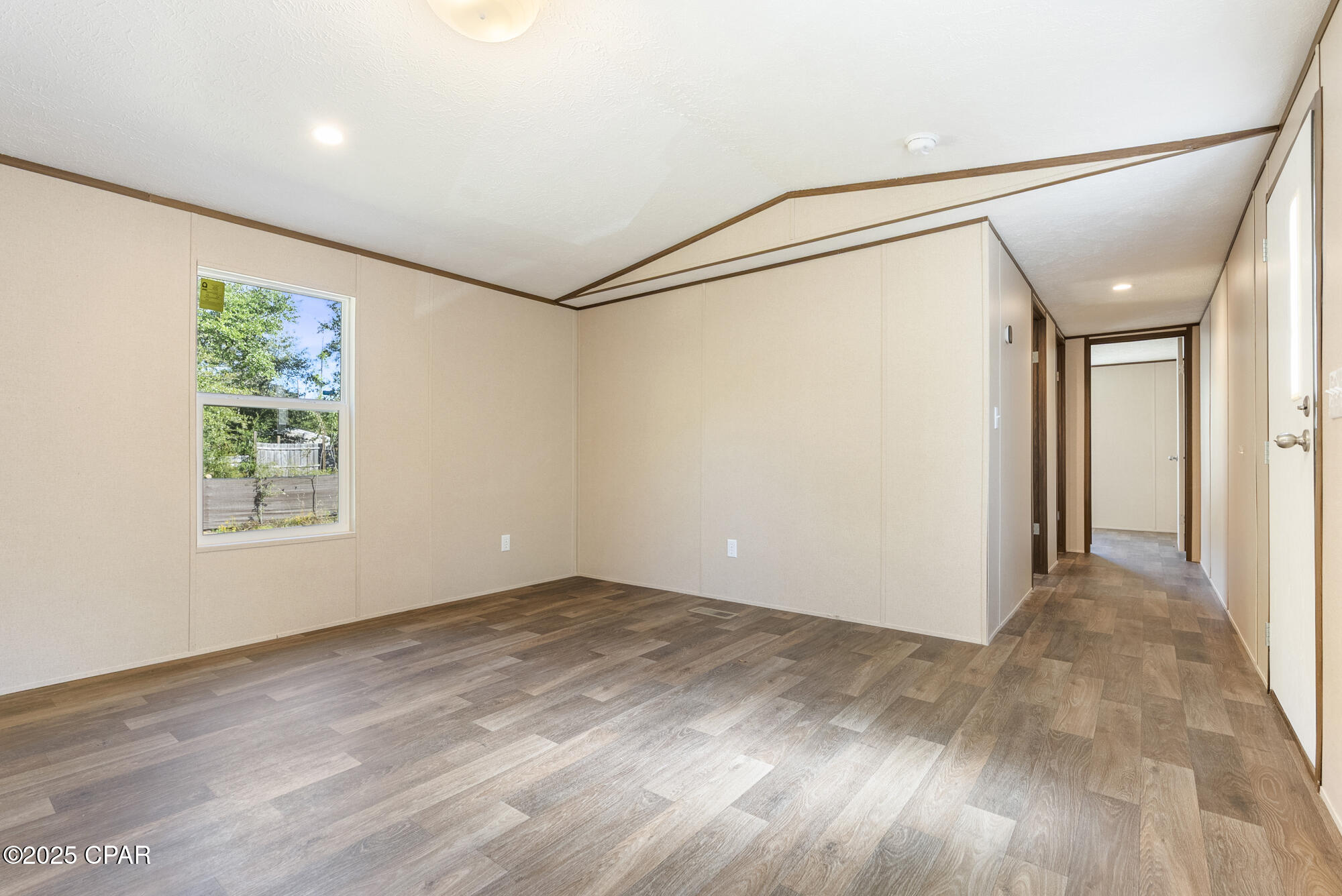 Image 8 For 12791 Christy Avenue