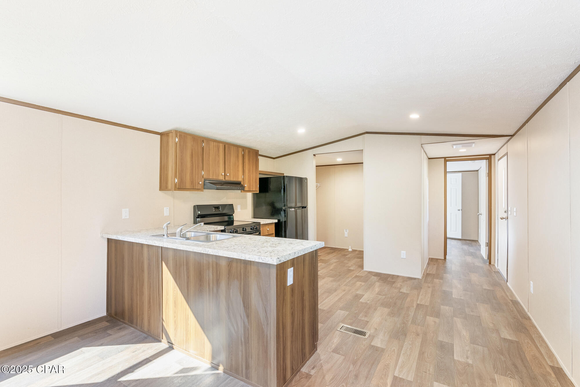 Image 9 For 12791 Christy Avenue