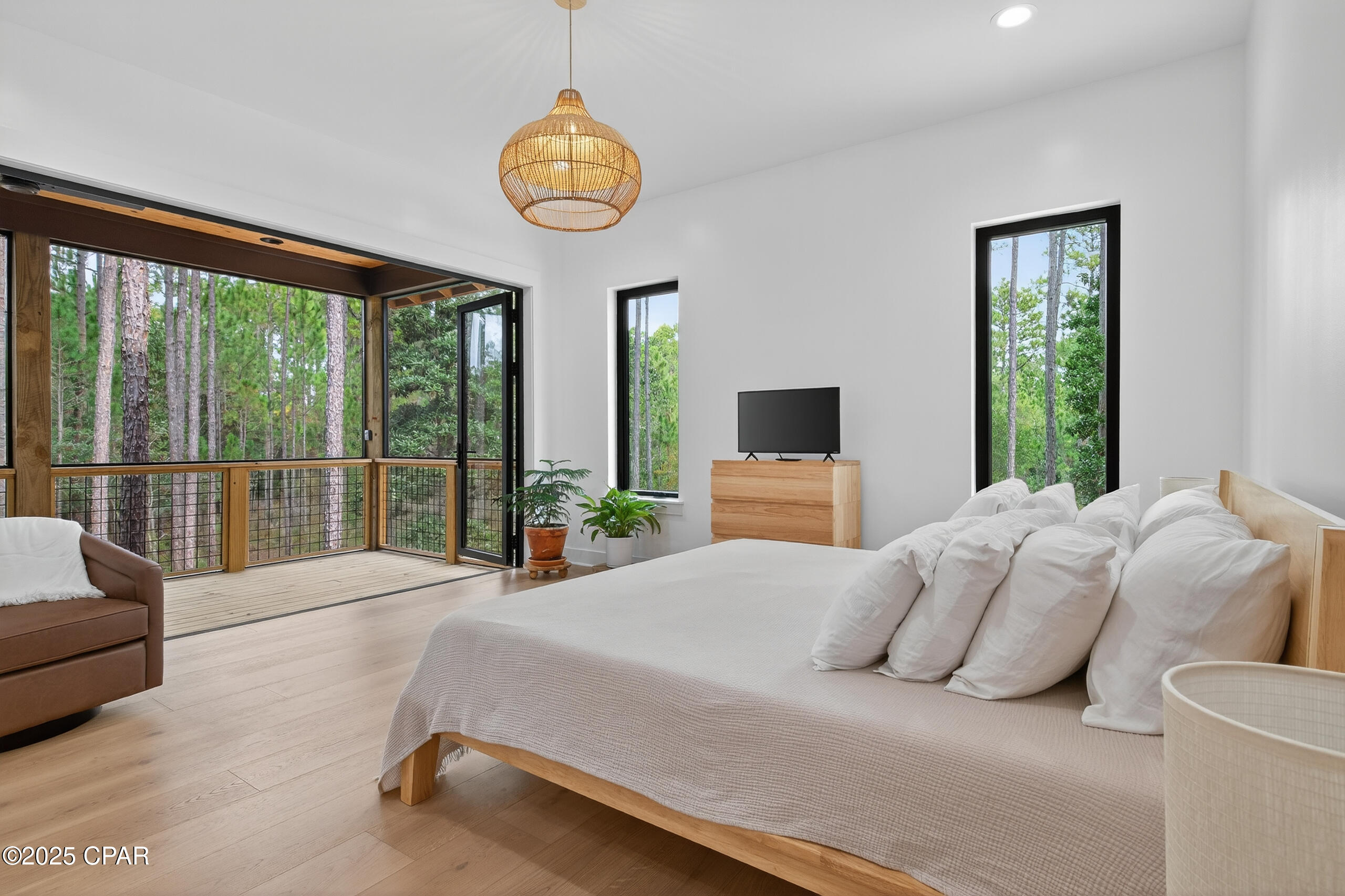  I_r3rgdqi5qi1peqbphfensvqdwk7mlwrdqhbl5t4s