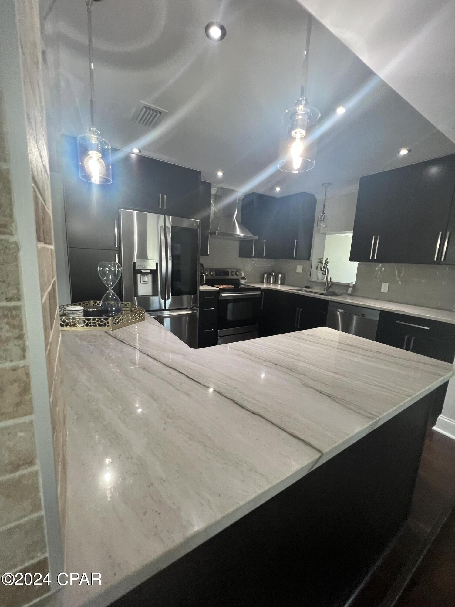 Ayku59deyy25igeq_zgzrqsfgm3irbuvyhqjcjiv3ii