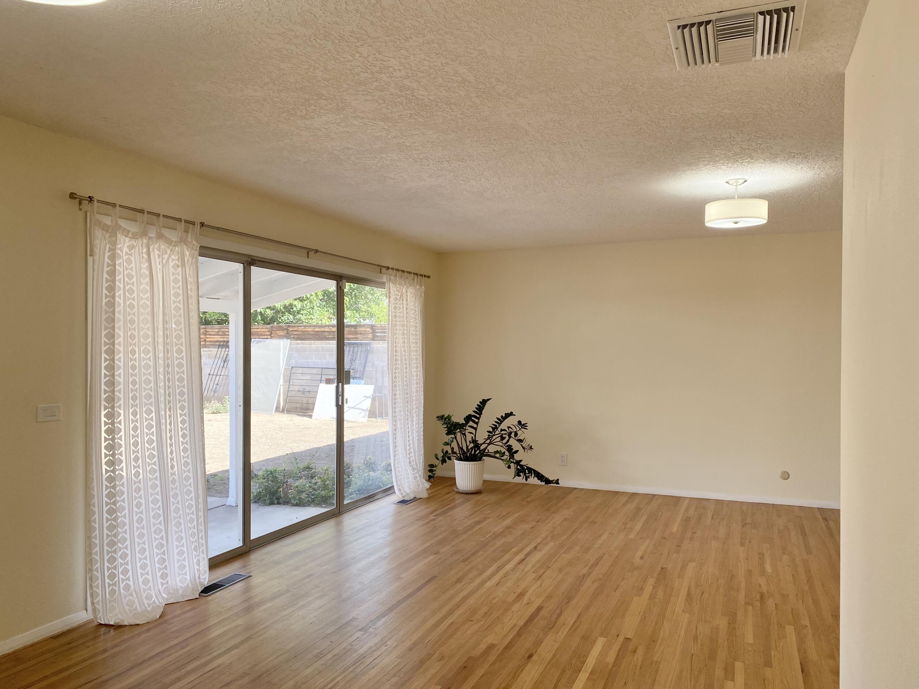 6501 PONDEROSA AVENUE NE, ALBUQUERQUE, NM 87113  Photo 3
