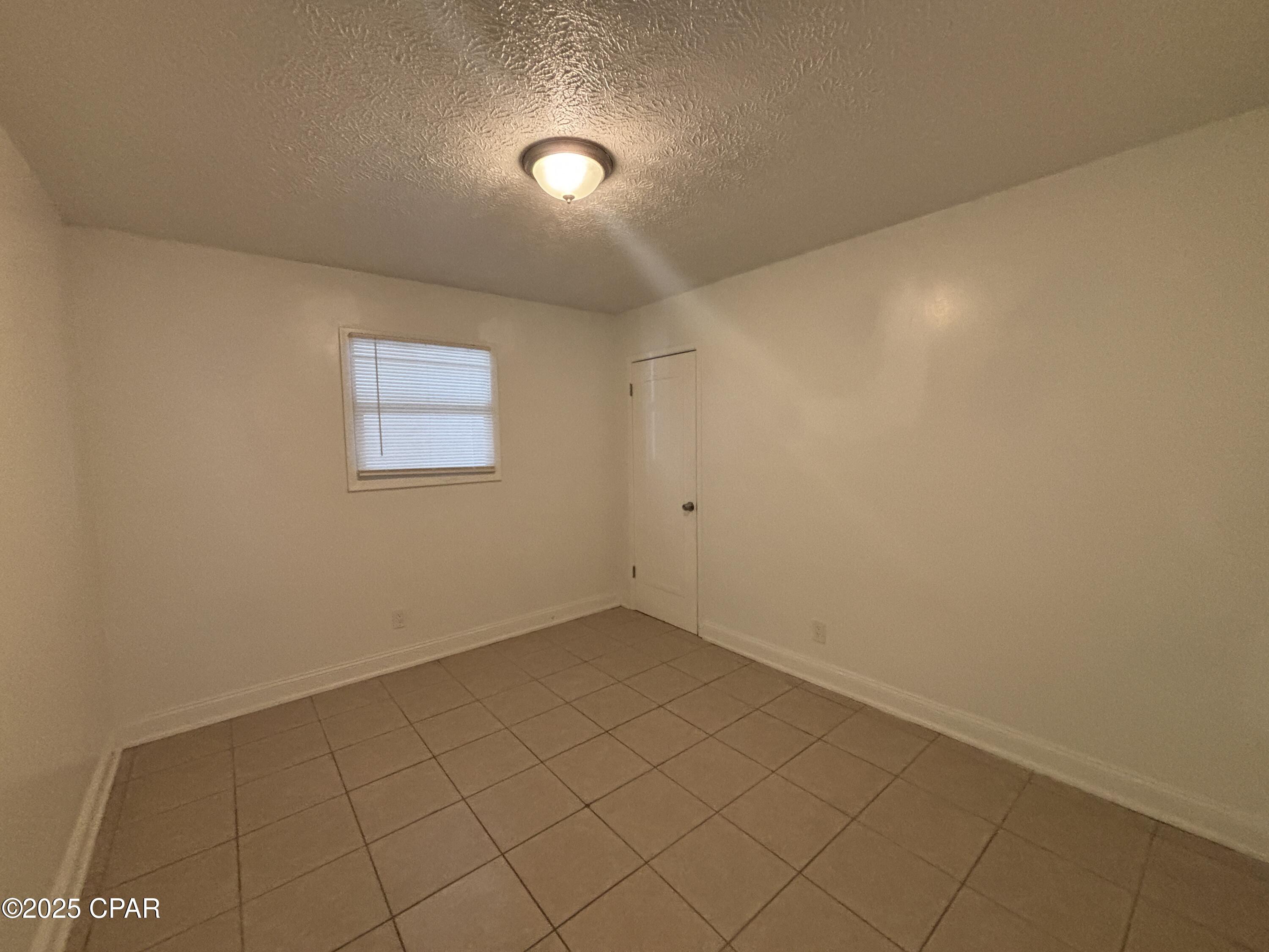 Mbzr73ry3c_wt45__ifpimqc_gh8b1g0k6ucbhwipm8