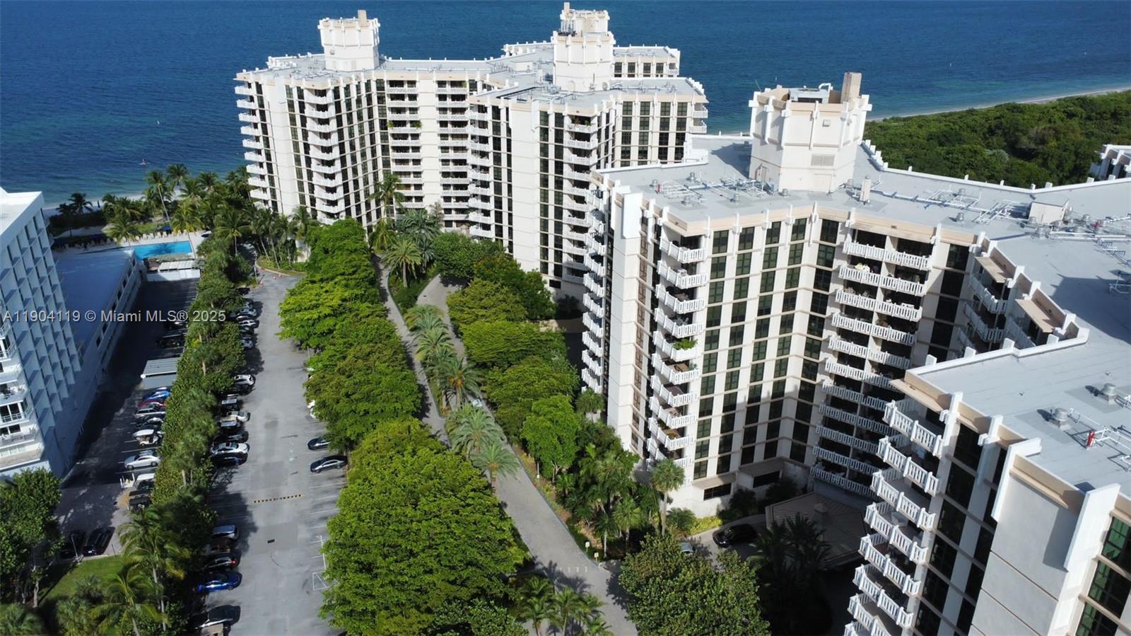 Towers Of Key Biscayne Co