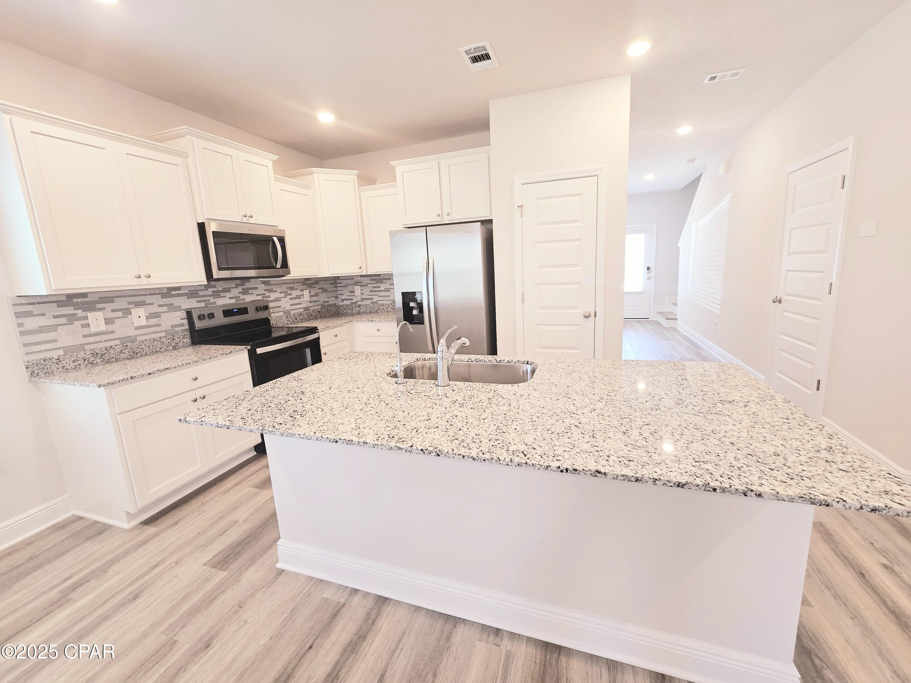 2yu7sxtpp7r1953m9_w1otpqzkfdsyjyfkqqm_yhhyo