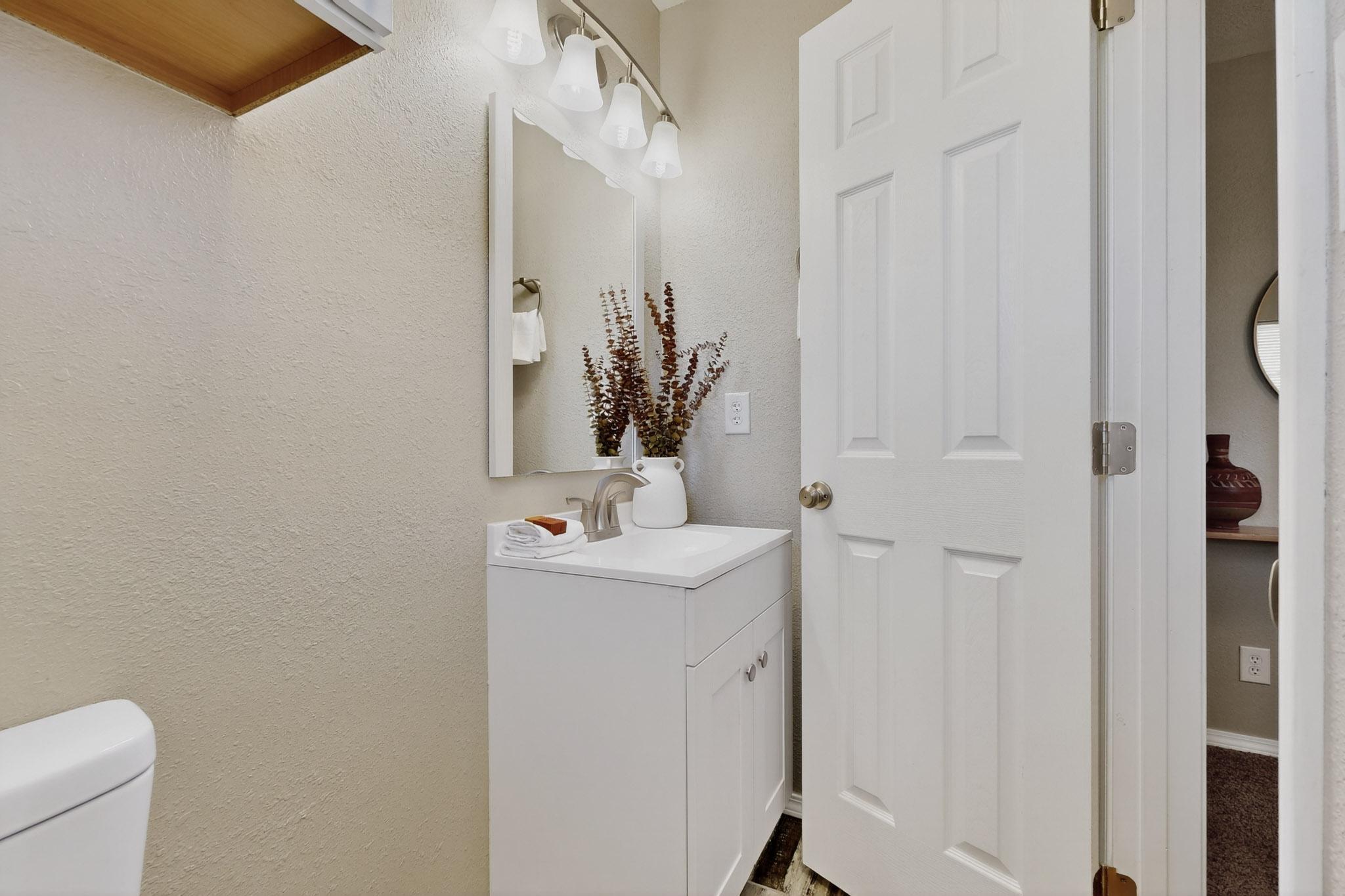 3001 ALISO DRIVE NE, ALBUQUERQUE, NM 87110  Photo 15