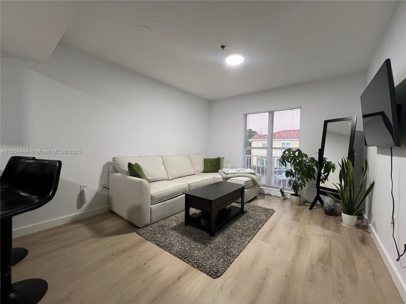 Beautifully Remodeled 1-Bedroom Apartment in Cutler Bay
Welcome to your newly remodeled home in the heart of Cutler Bay! This spacious one-bedroom, one-bath residence features modern upgrades throughout and is managed by a professional, responsive management team dedicated to your comfort and satisfaction.
Located on the second floor, the unit offers convenience and privacy, plus two assigned parking spaces and ample guest parking. Enjoy a prime location close to public transportation, major shopping centers, and easy access to US-1.