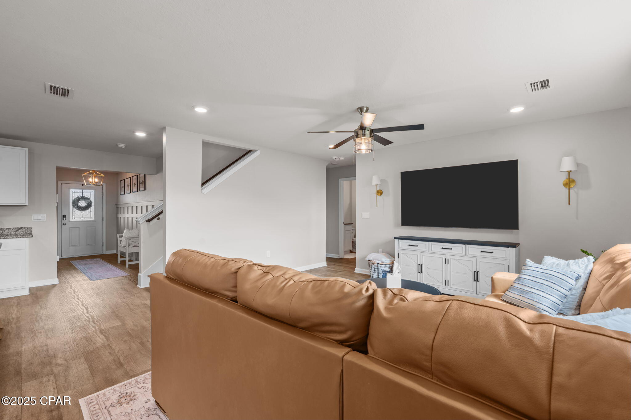 Image 17 For 216 Ryder Lane Lane