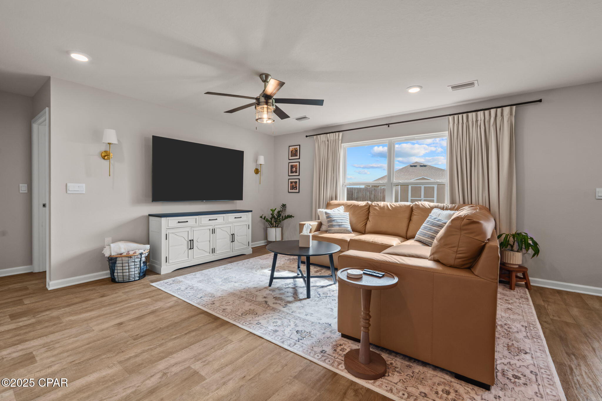 Image 18 For 216 Ryder Lane Lane