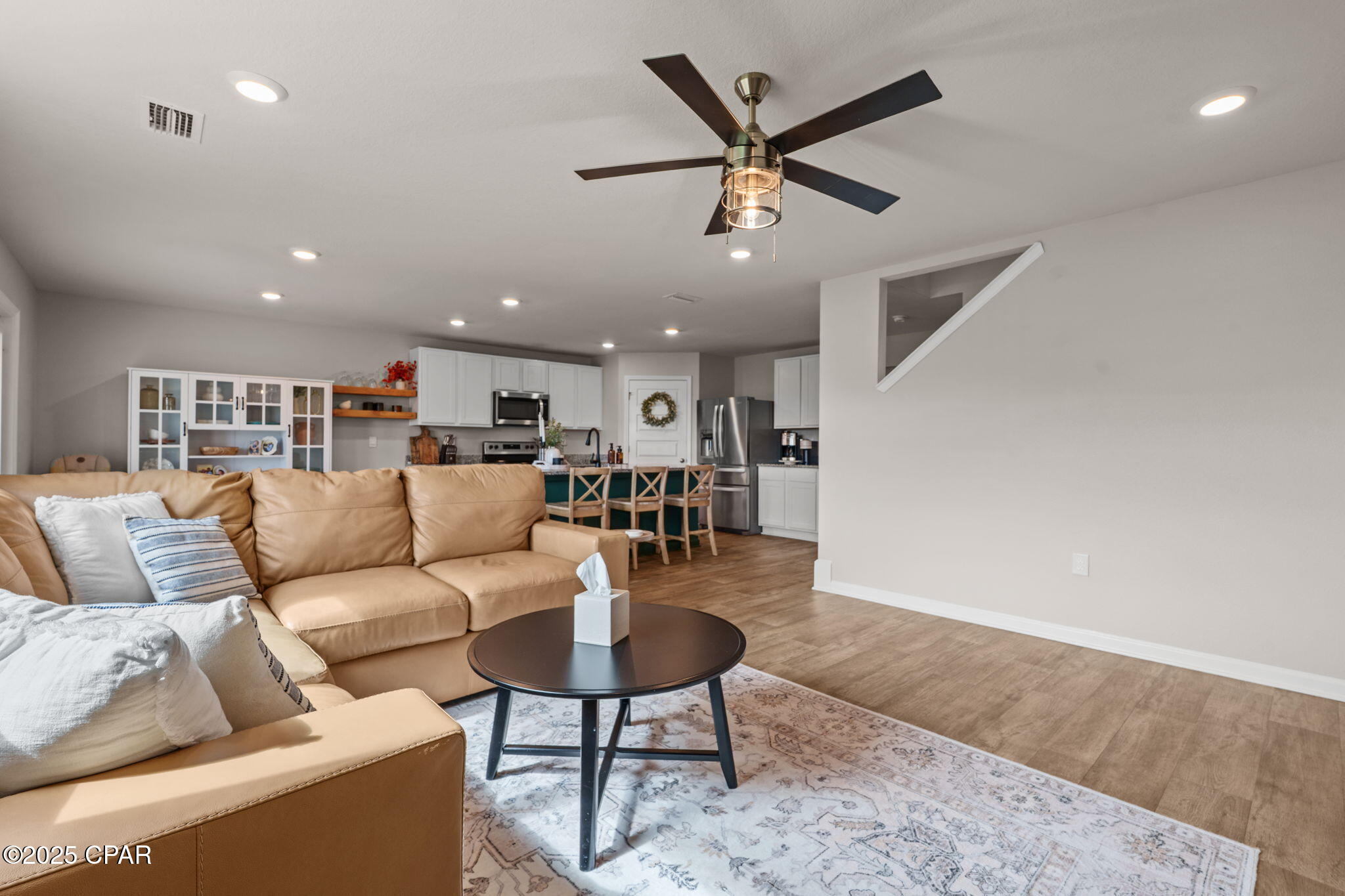 5yhtbtuv4luptvs5vondeuyji2zc Nzc36qc0mfsixc