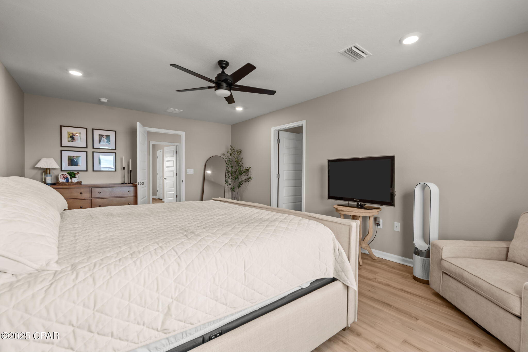 Image 29 For 216 Ryder Lane Lane