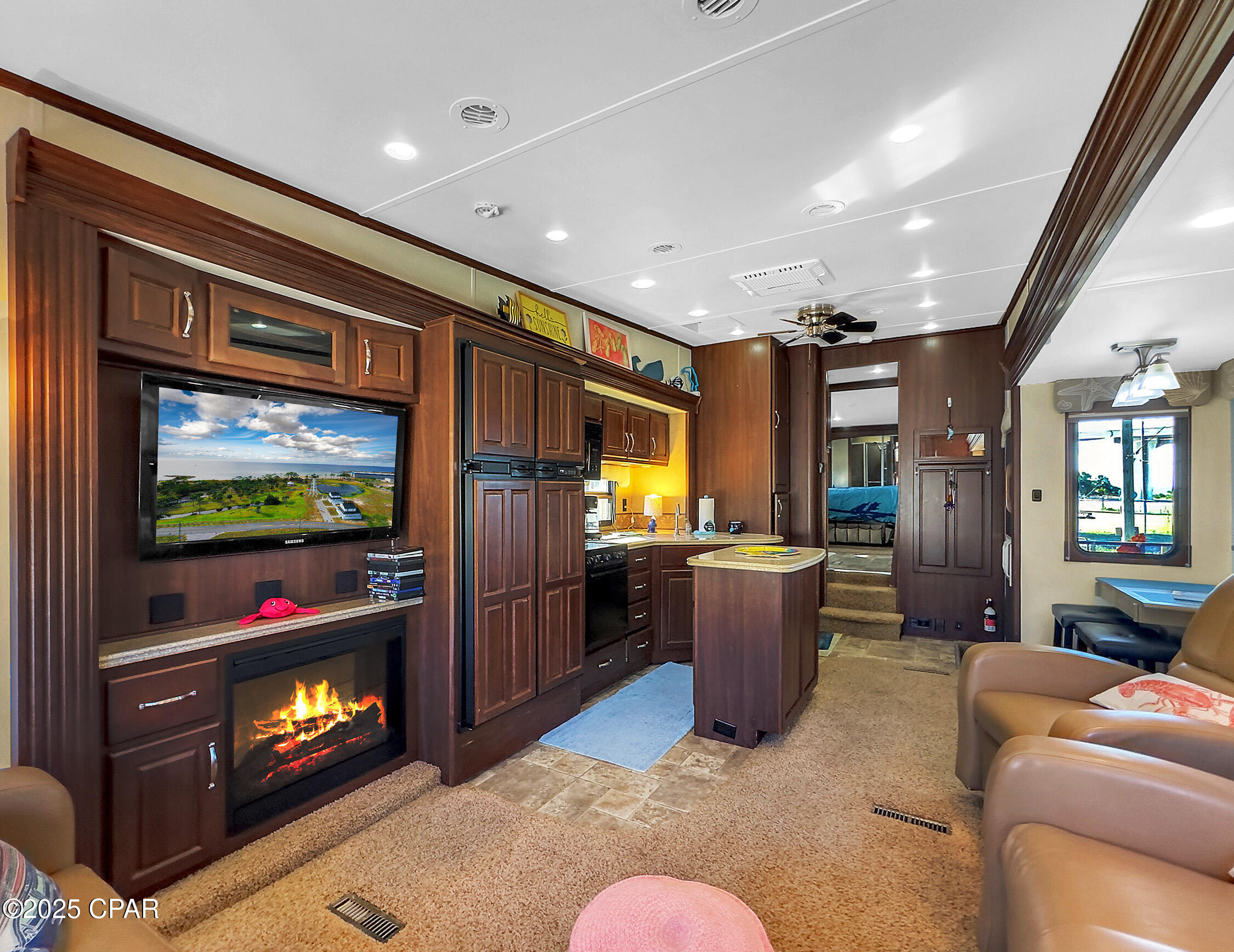 Dvypjwr57l8vmfijjsb5gx9t9htwcpxusjt7iemc8ba