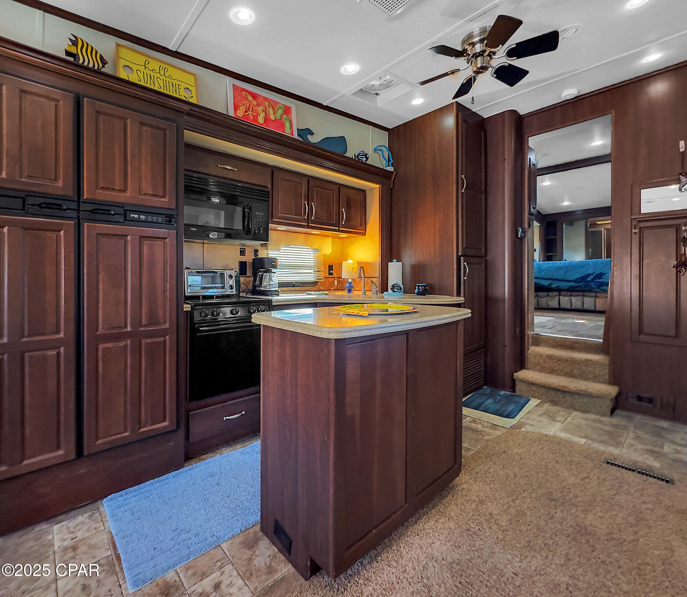 Image 15 For 215 Angel Fish Street