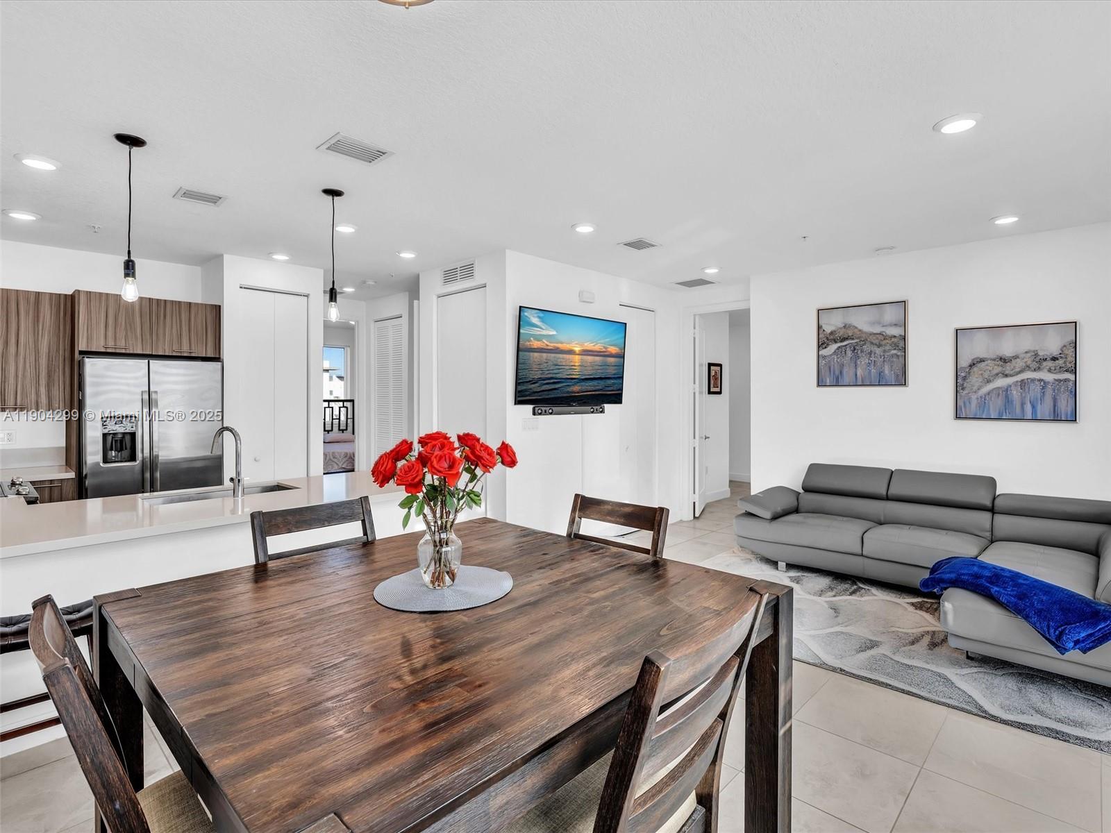 Landmark At Doral Condo