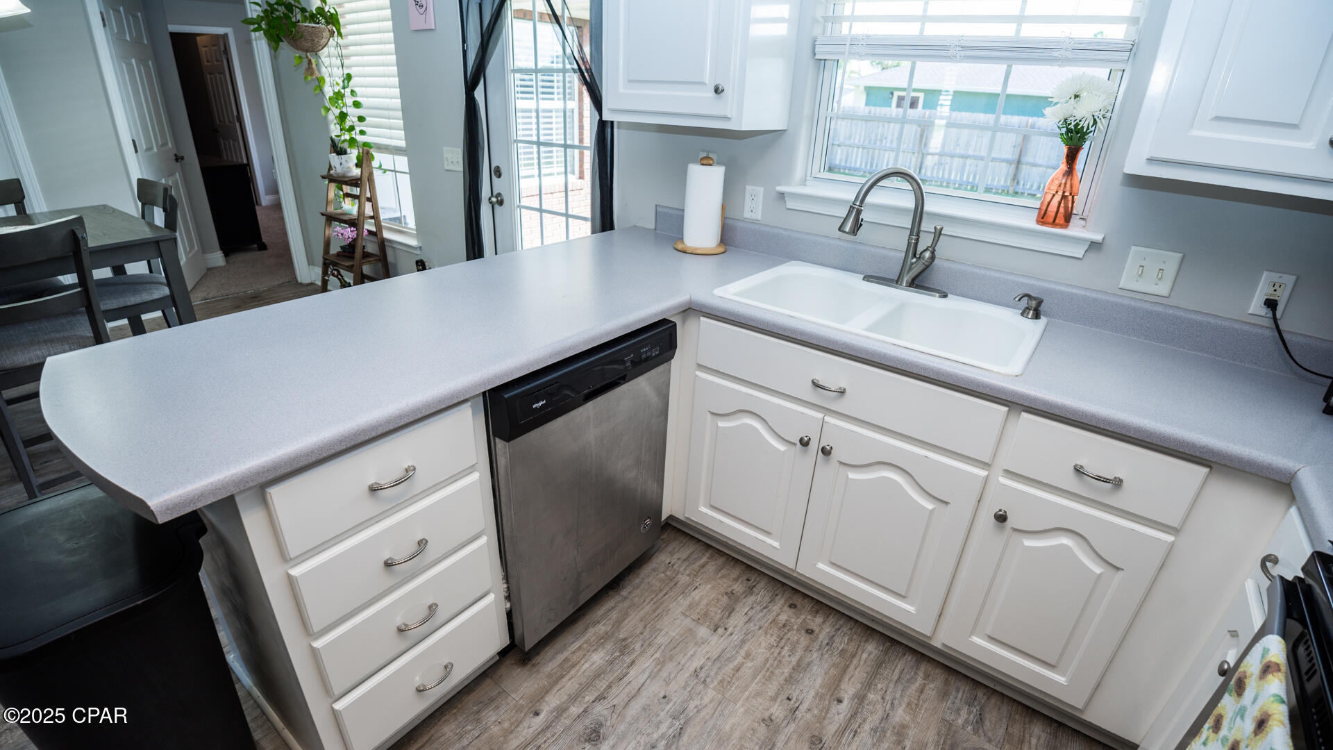 E95l Xe55ztbybvgr9z6br6ftv3jswxdcmmcpzx9ldq