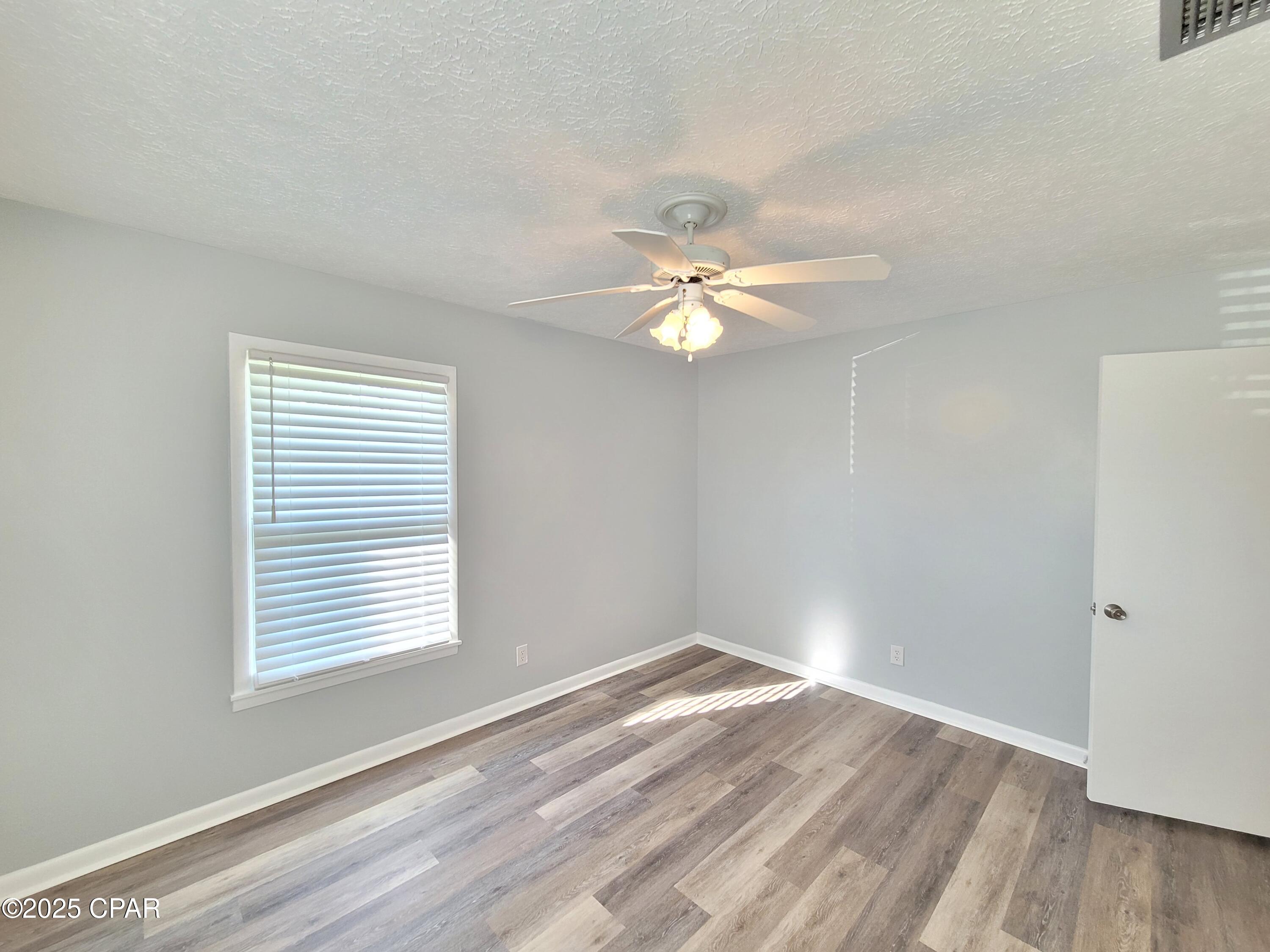 Q6dcizgwux0vigq5yivtwqn6oorqspc3hxlc_vvg1uy