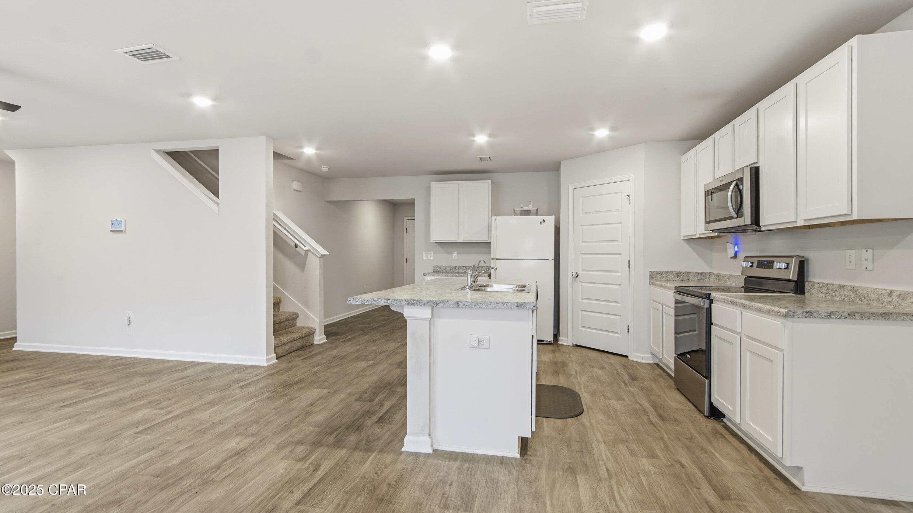 Jurlhr4fuewzurr0ltoa0jvie5uoq3vs53ejs3e9r U