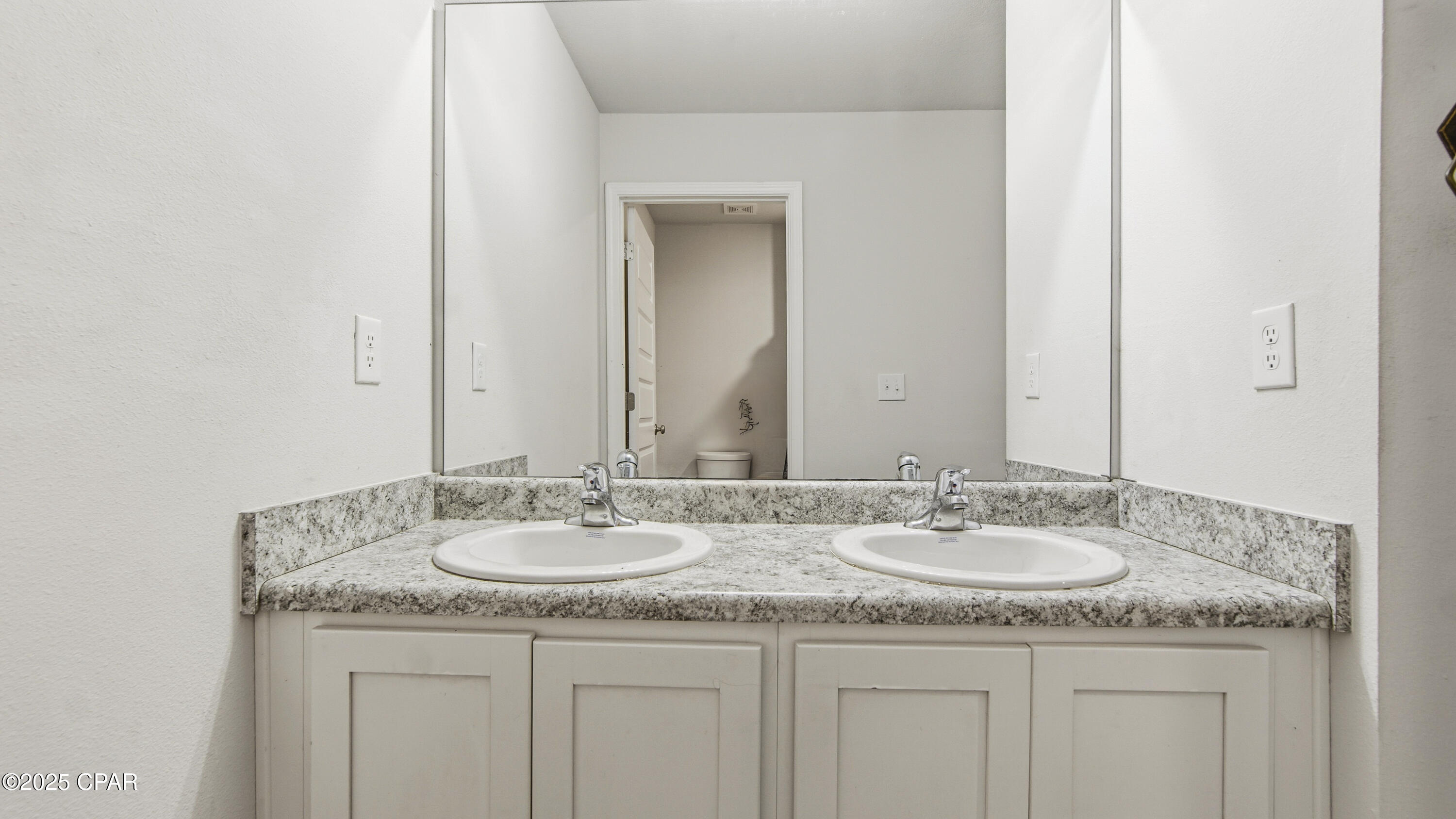 Slbp0qqker6yzoywdcxghfn7ubtxbmbrlryxqvcptjq