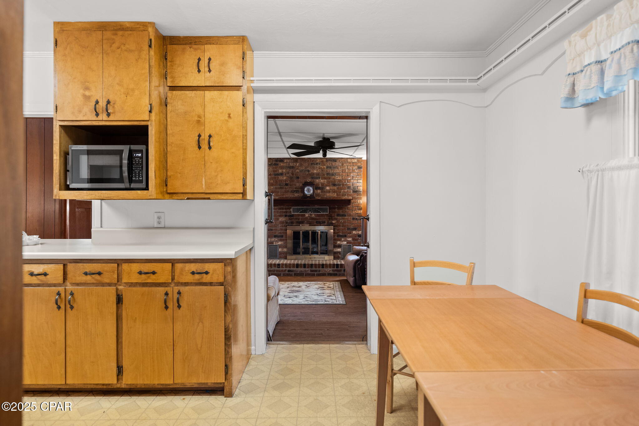 Image 10 For 313 Macarthur Avenue