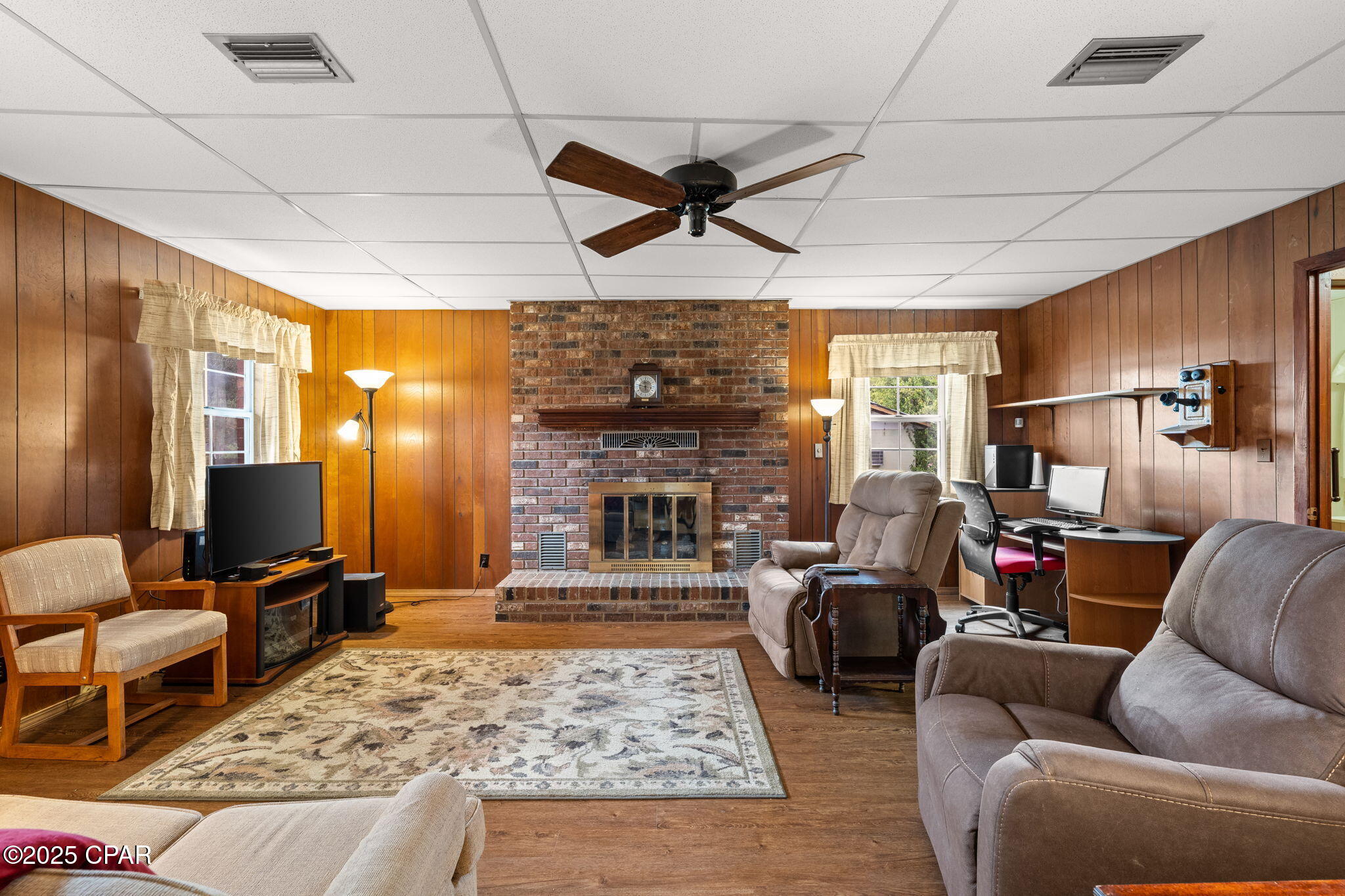 Image 20 For 313 Macarthur Avenue