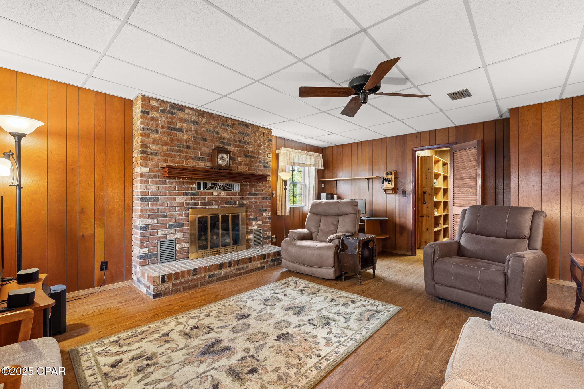 Image 21 For 313 Macarthur Avenue