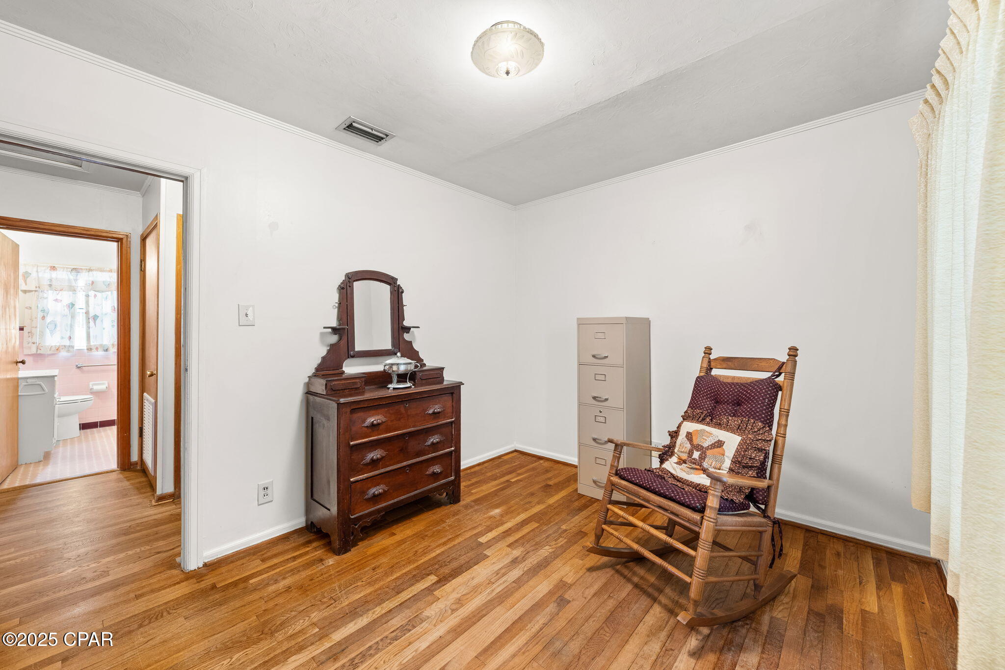 Image 33 For 313 Macarthur Avenue