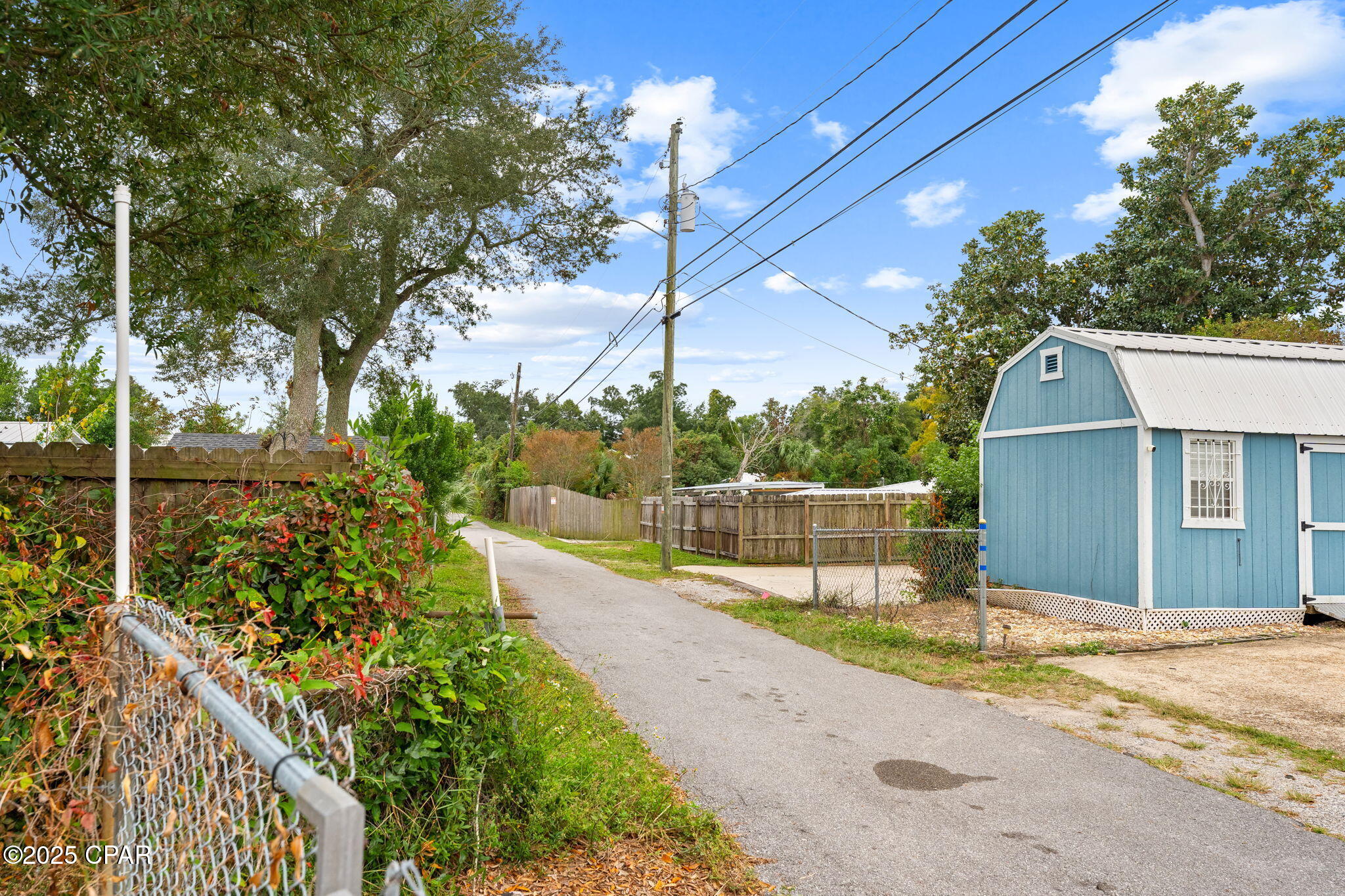 Image 42 For 313 Macarthur Avenue