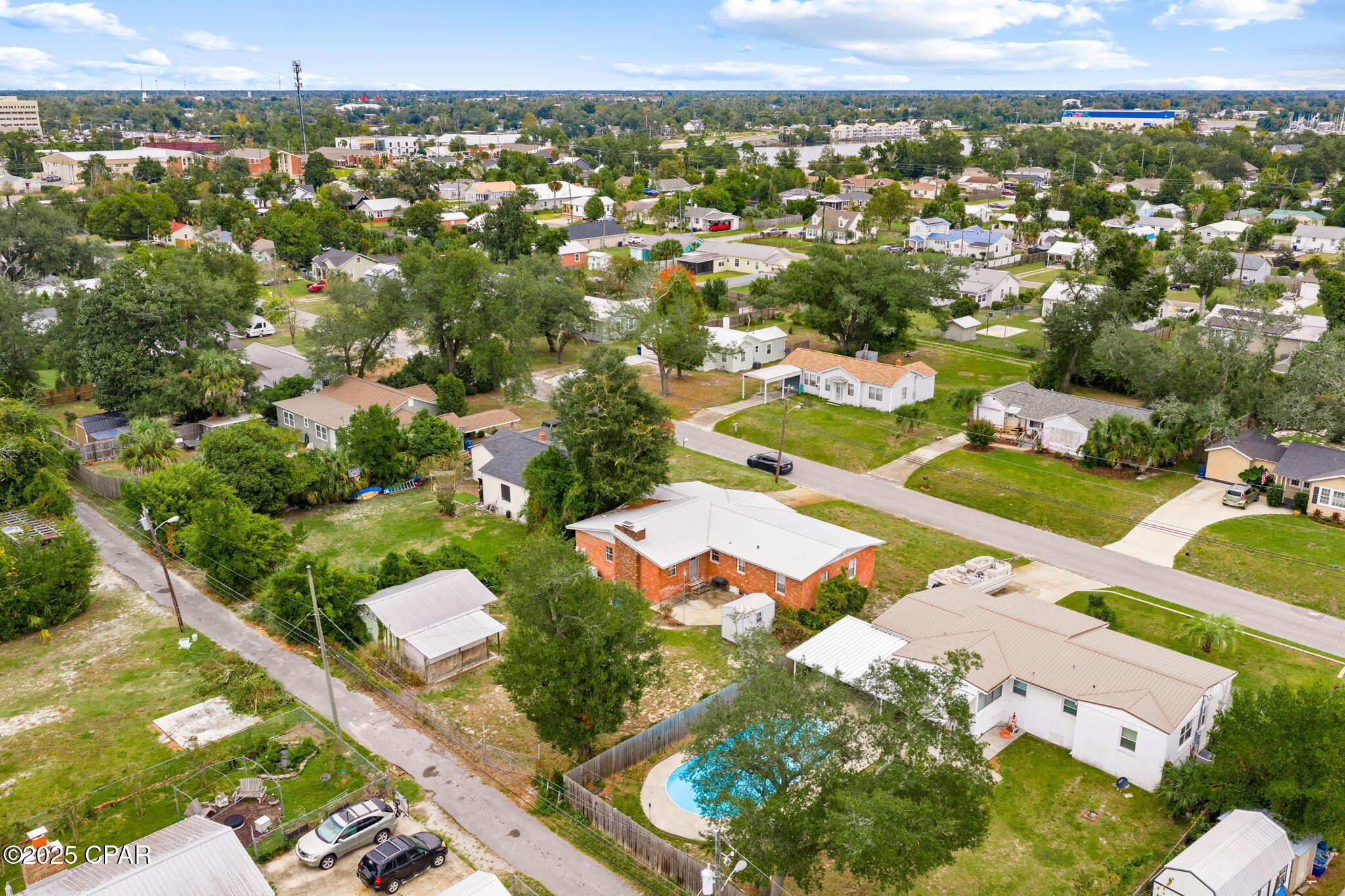 Image 43 For 313 Macarthur Avenue