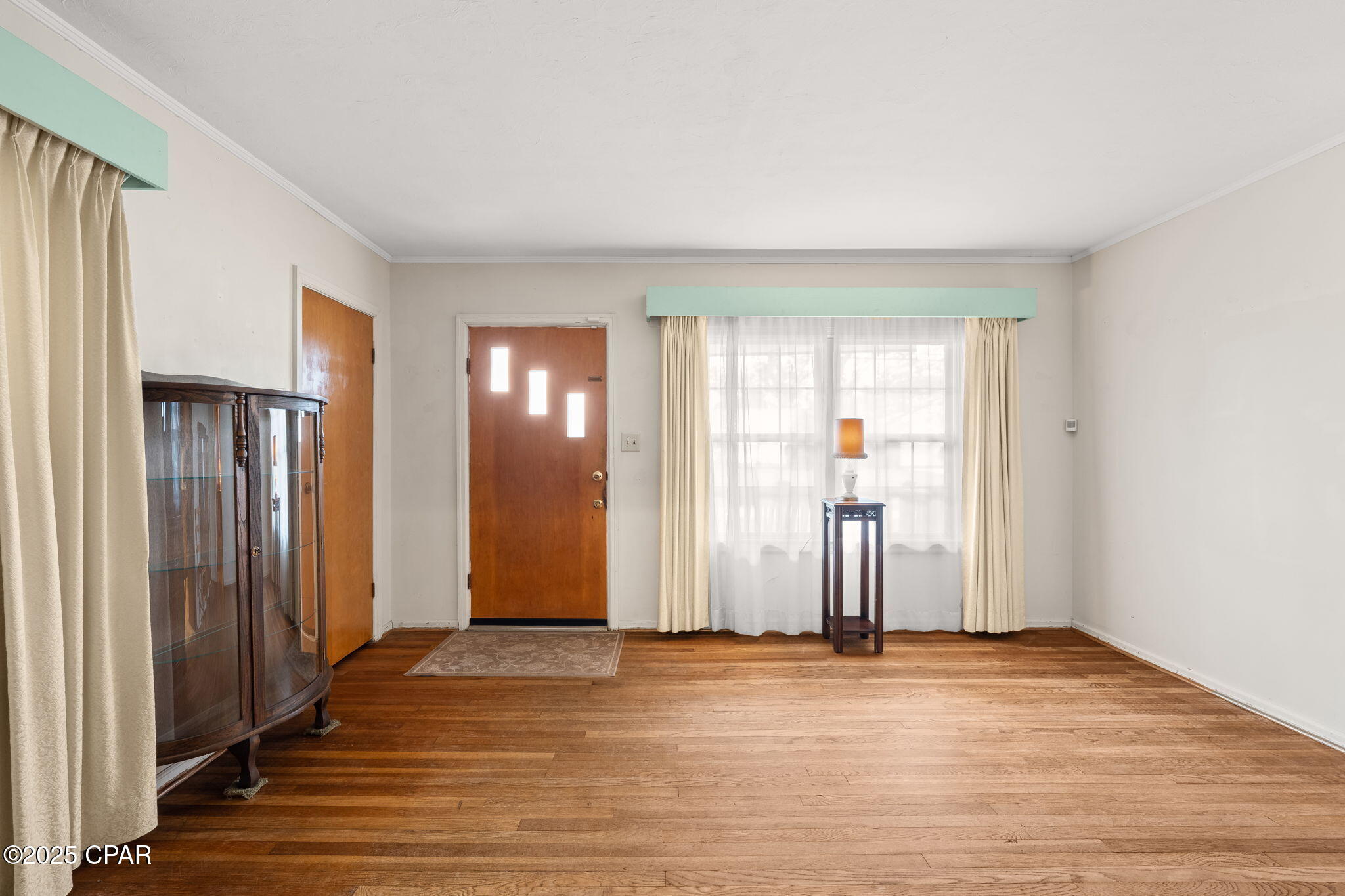 Image 5 For 313 Macarthur Avenue