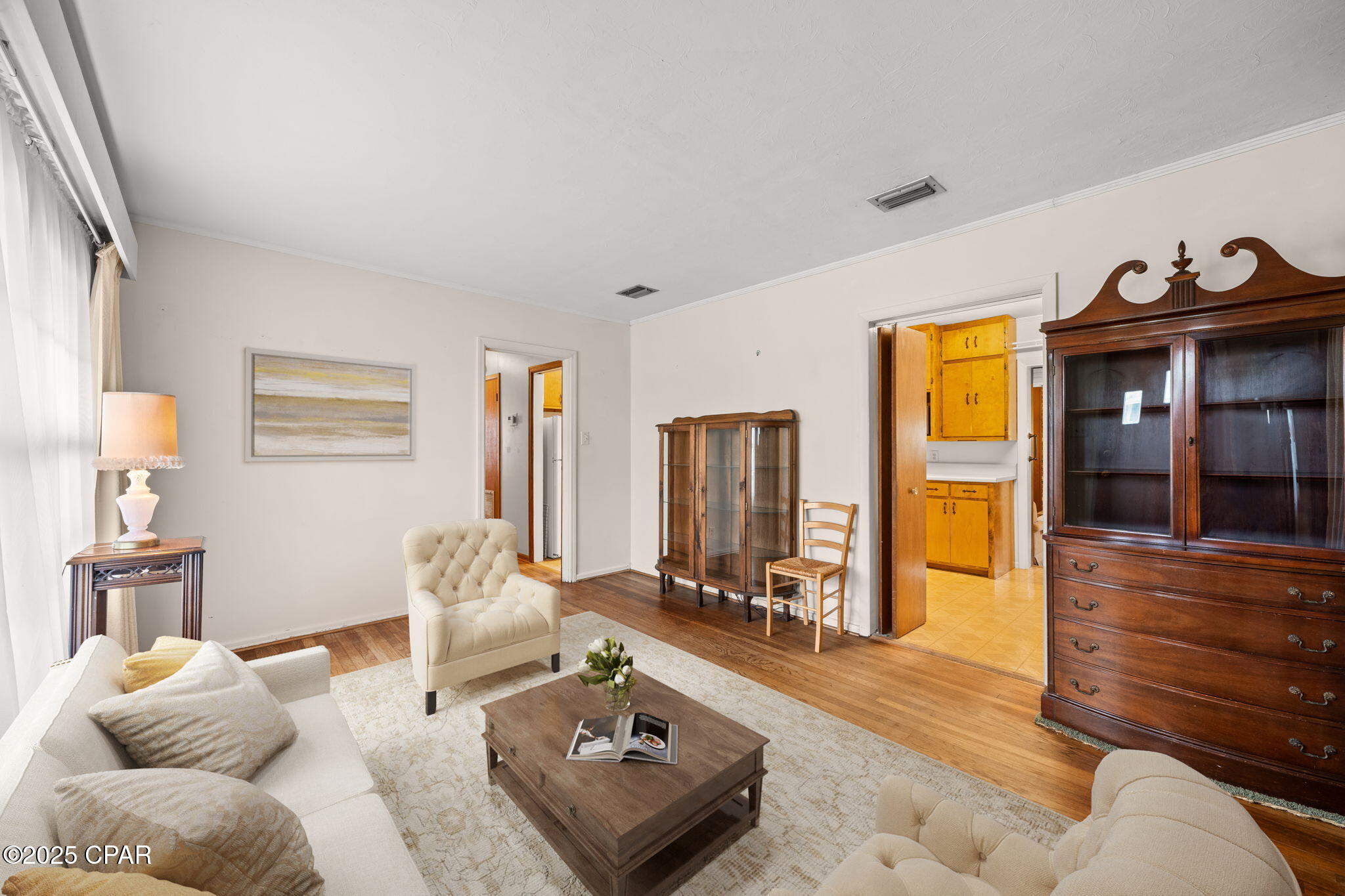 Image 6 For 313 Macarthur Avenue