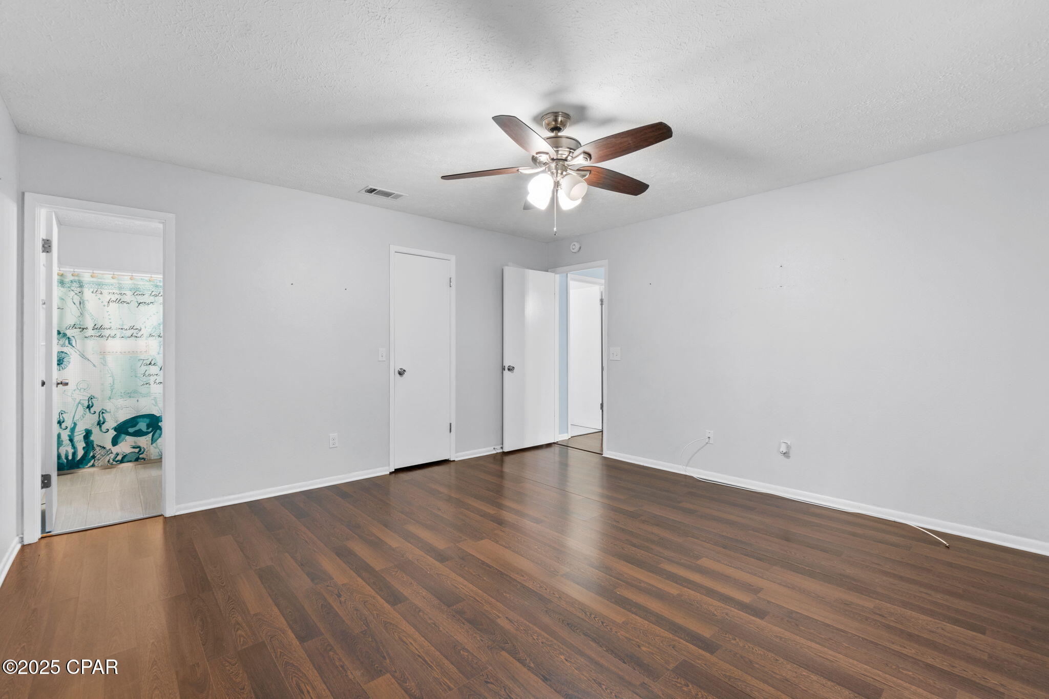 P43j_7bqu Poyzlxw_4upmgfhjtxvda66cnup4es4bq