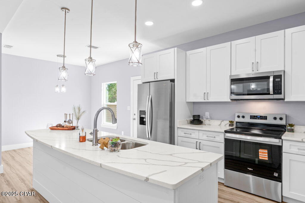 Image 10 For 724 Sheffield Avenue