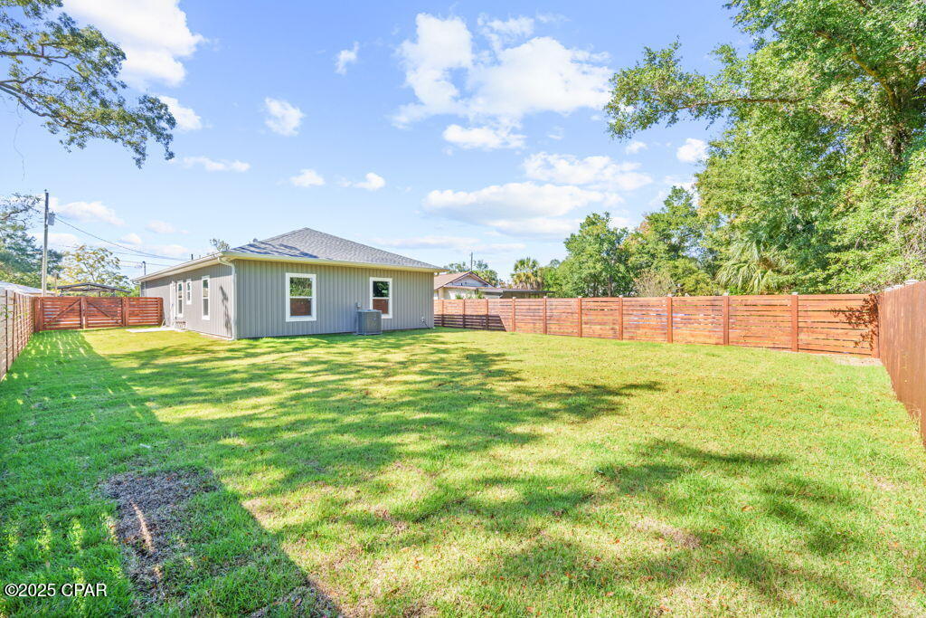 Image 33 For 724 Sheffield Avenue