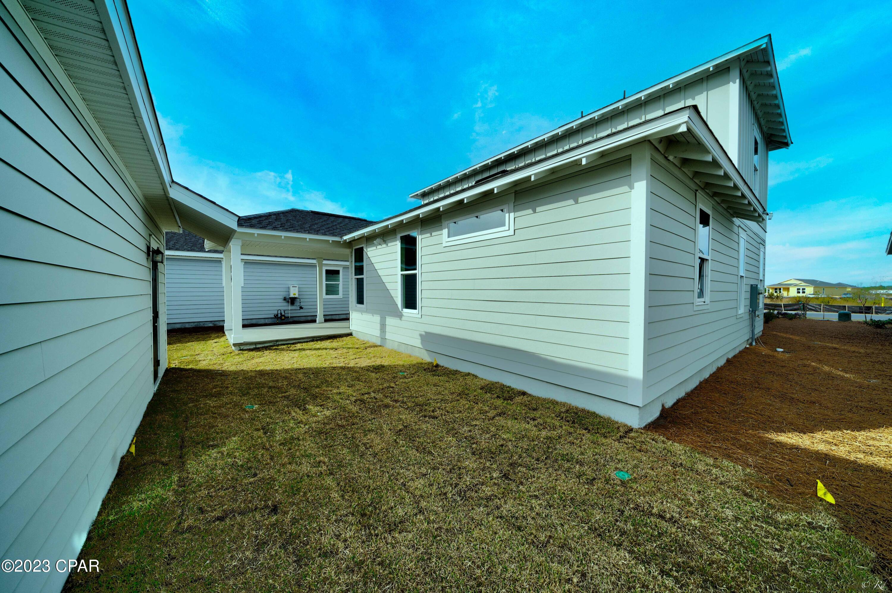 Rkamtwv9qtvvjuk_urapofii5hcm_4ljcf2ykrjalxq