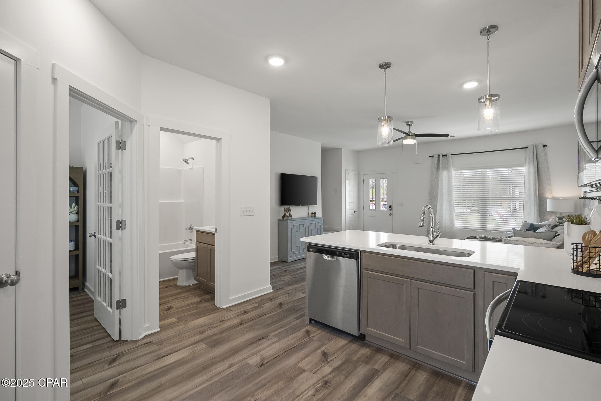 Image 4 For 5870 Tyndall Place