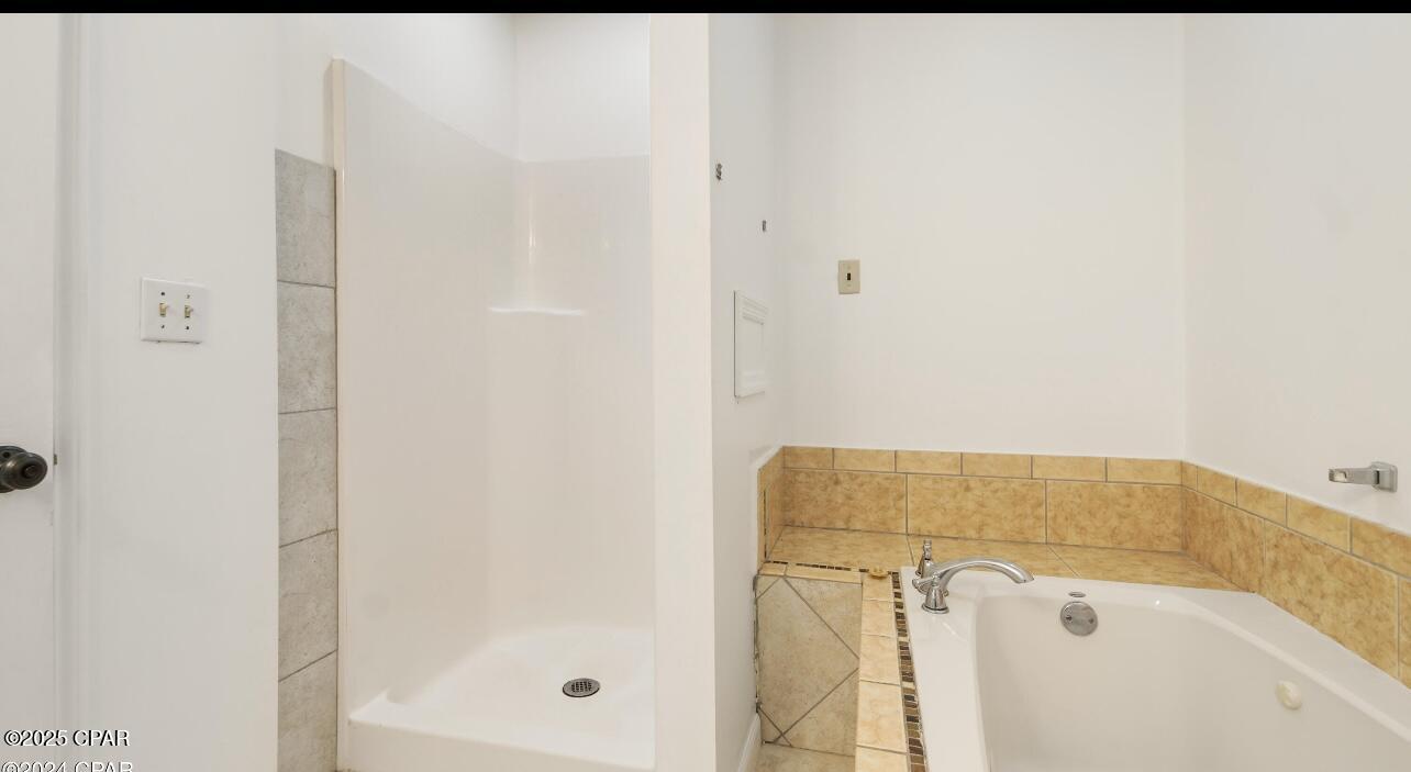 Q7pokmbkpoviiaraziwwkjdnwbbbr1e_stieaylxcx4