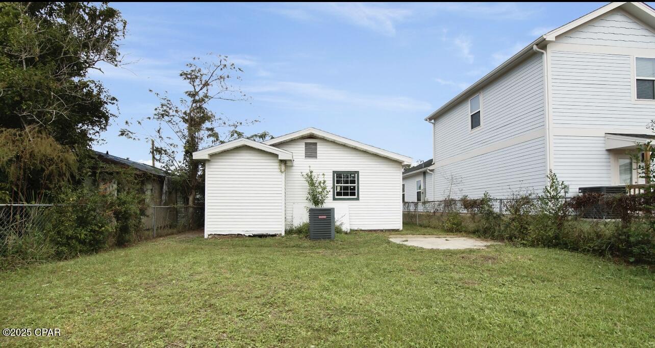 Image 20 For 1622 9th Court