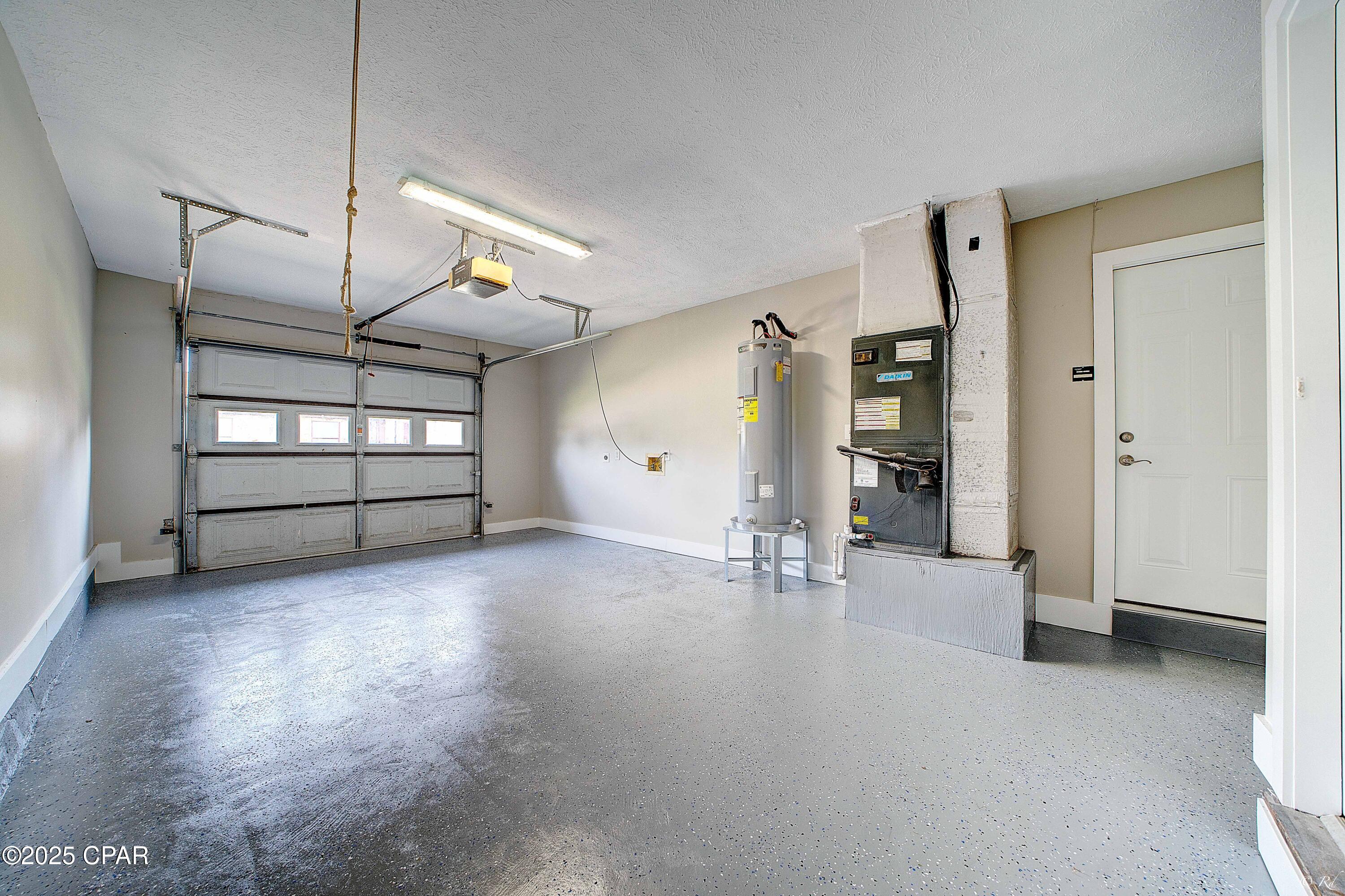 Gbimtj7b4tlro7pkeuw_hdhsmsxiuy0umjhjrzhkdjc