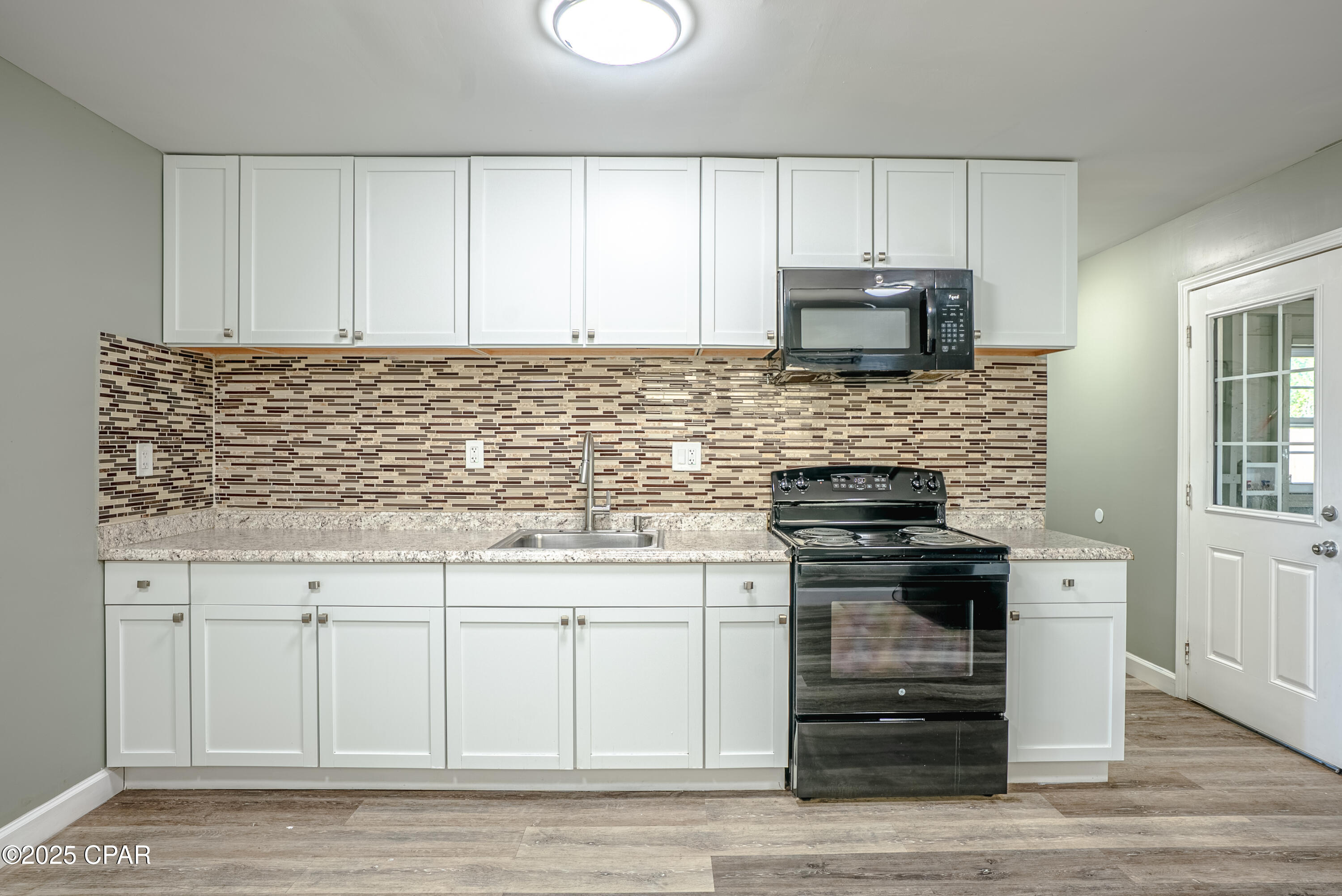 Image 11 For 1130 Transmitter Road