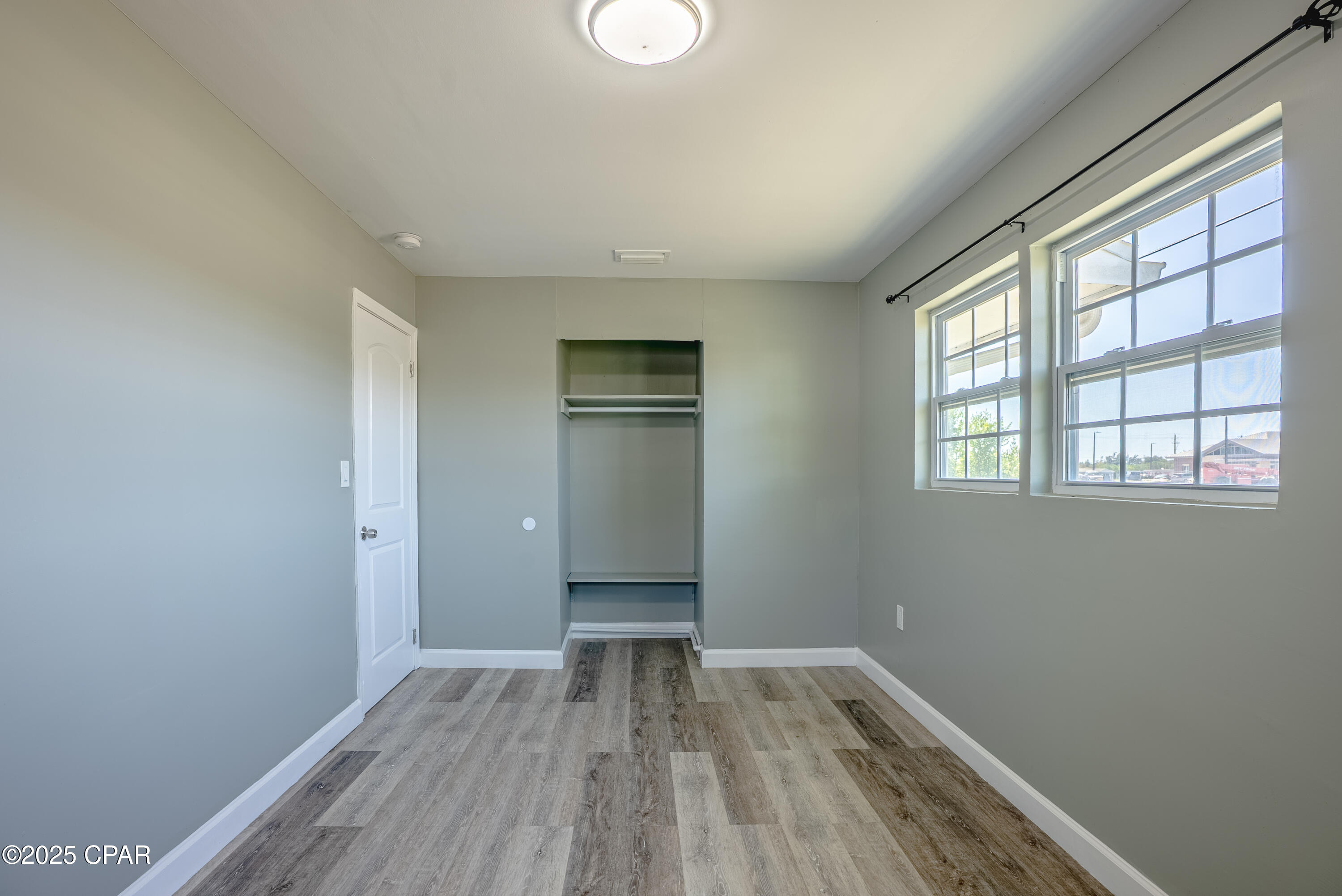 Image 15 For 1130 Transmitter Road