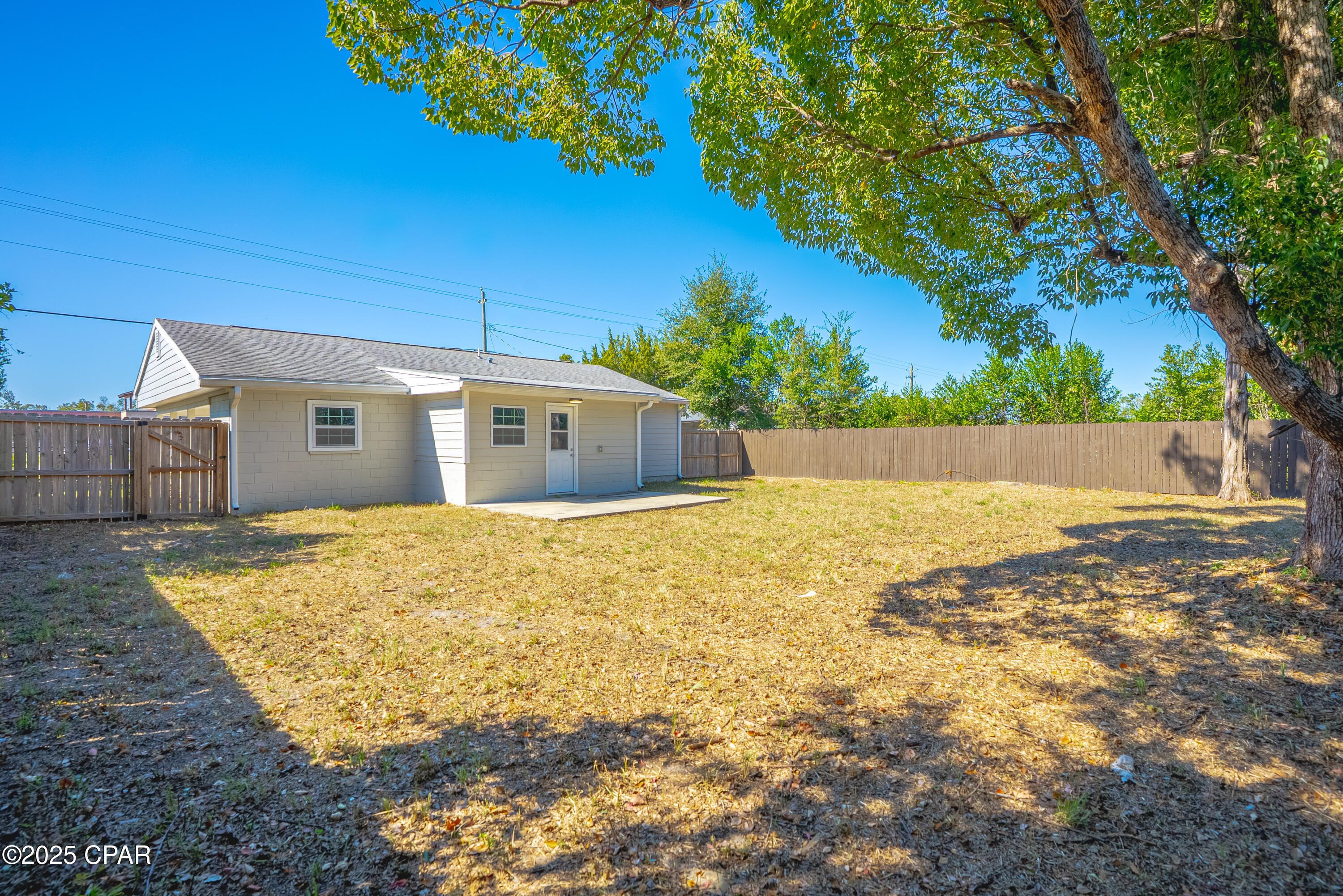 Image 5 For 1130 Transmitter Road