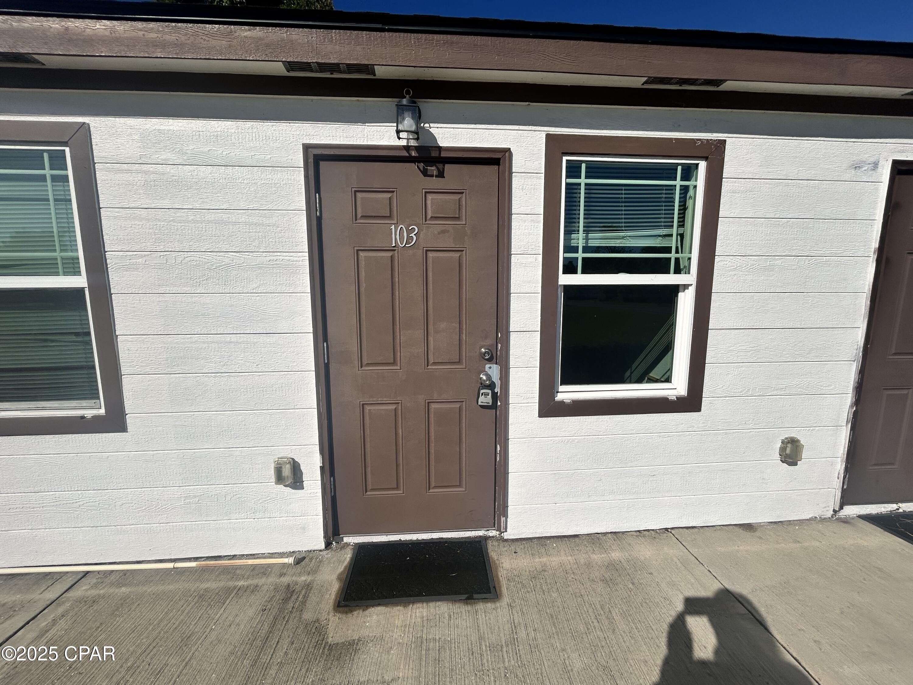 Image 2 For 143 Claire Avenue 103