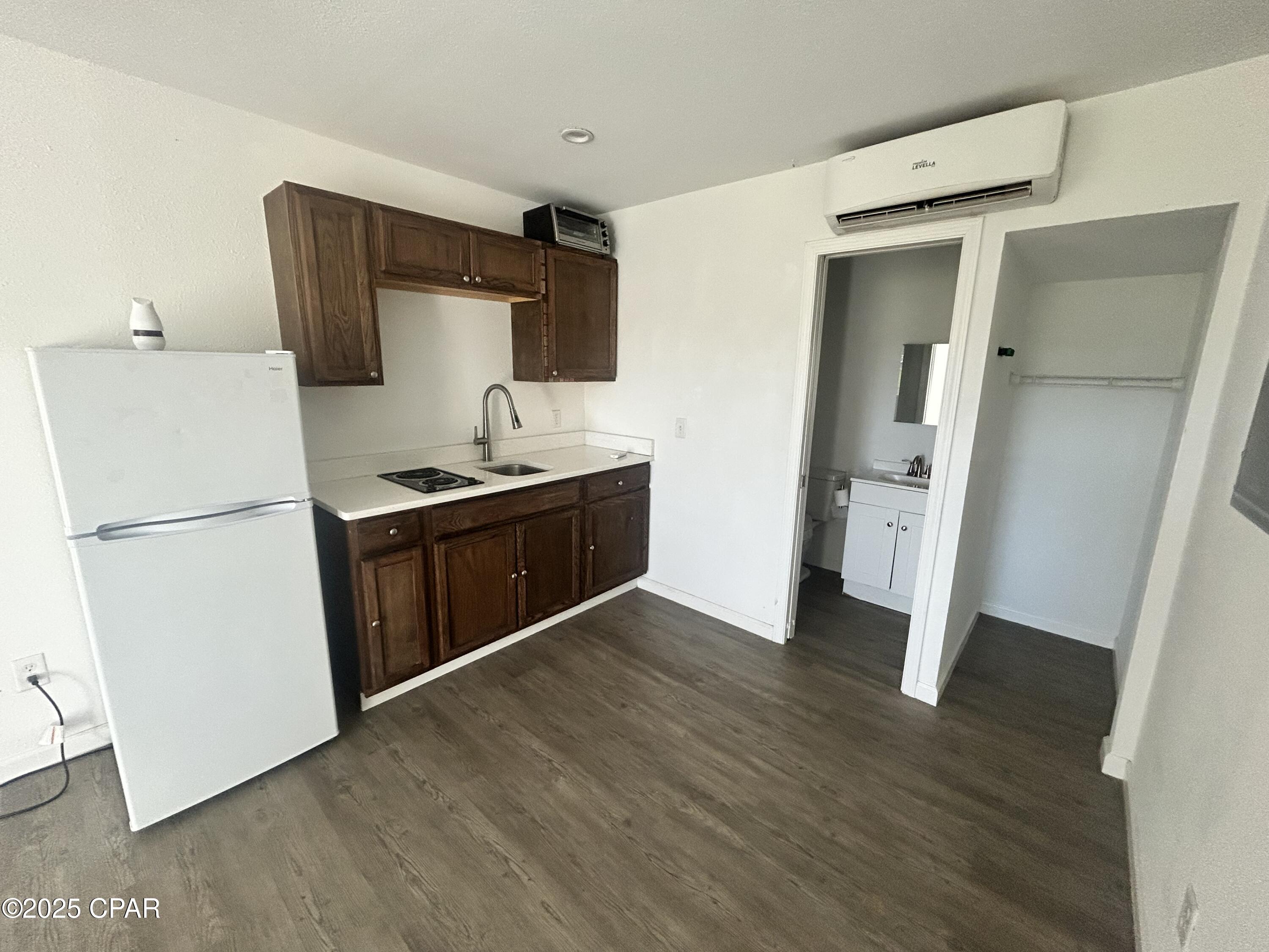 Image 5 For 143 Claire Avenue 102