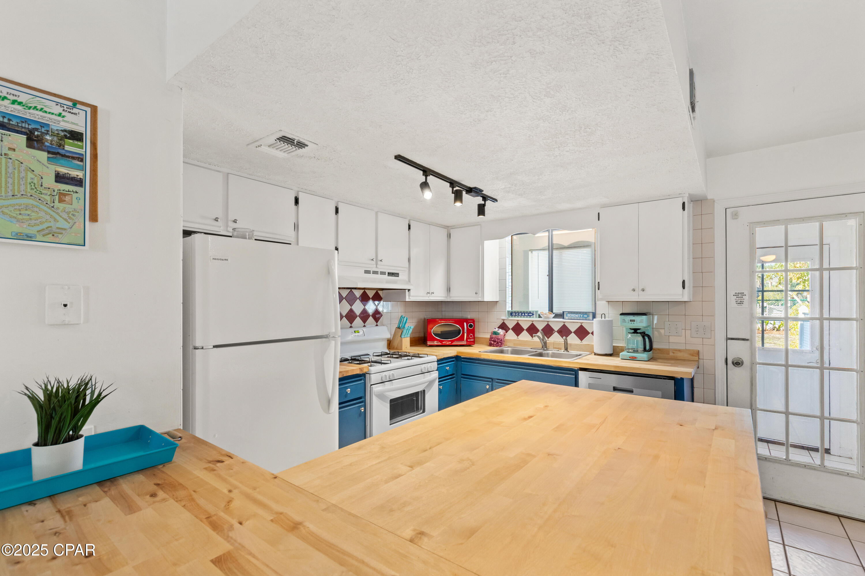 Ywfrlcmqfddzhjvvhxzhnygu5m94ebnypplupptgg5i