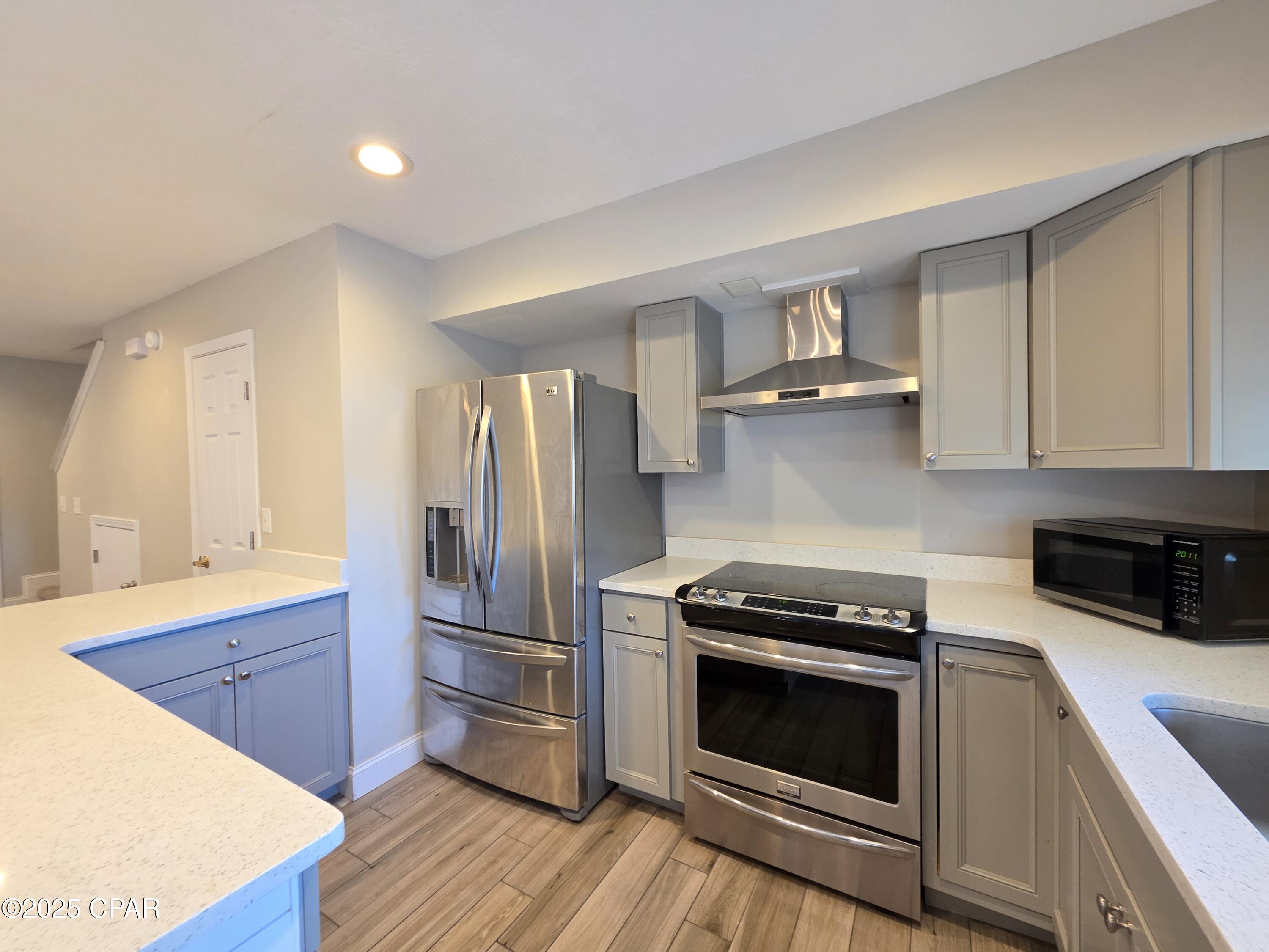 8abjz3kiu_vsfkvqu6zecfc5zvezkwmrwfh6hq_xquu