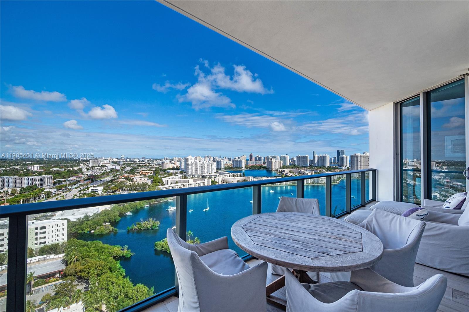 17301 BISCAYNE BLVD Unit P H6, North Miami Beach, Florida 33160